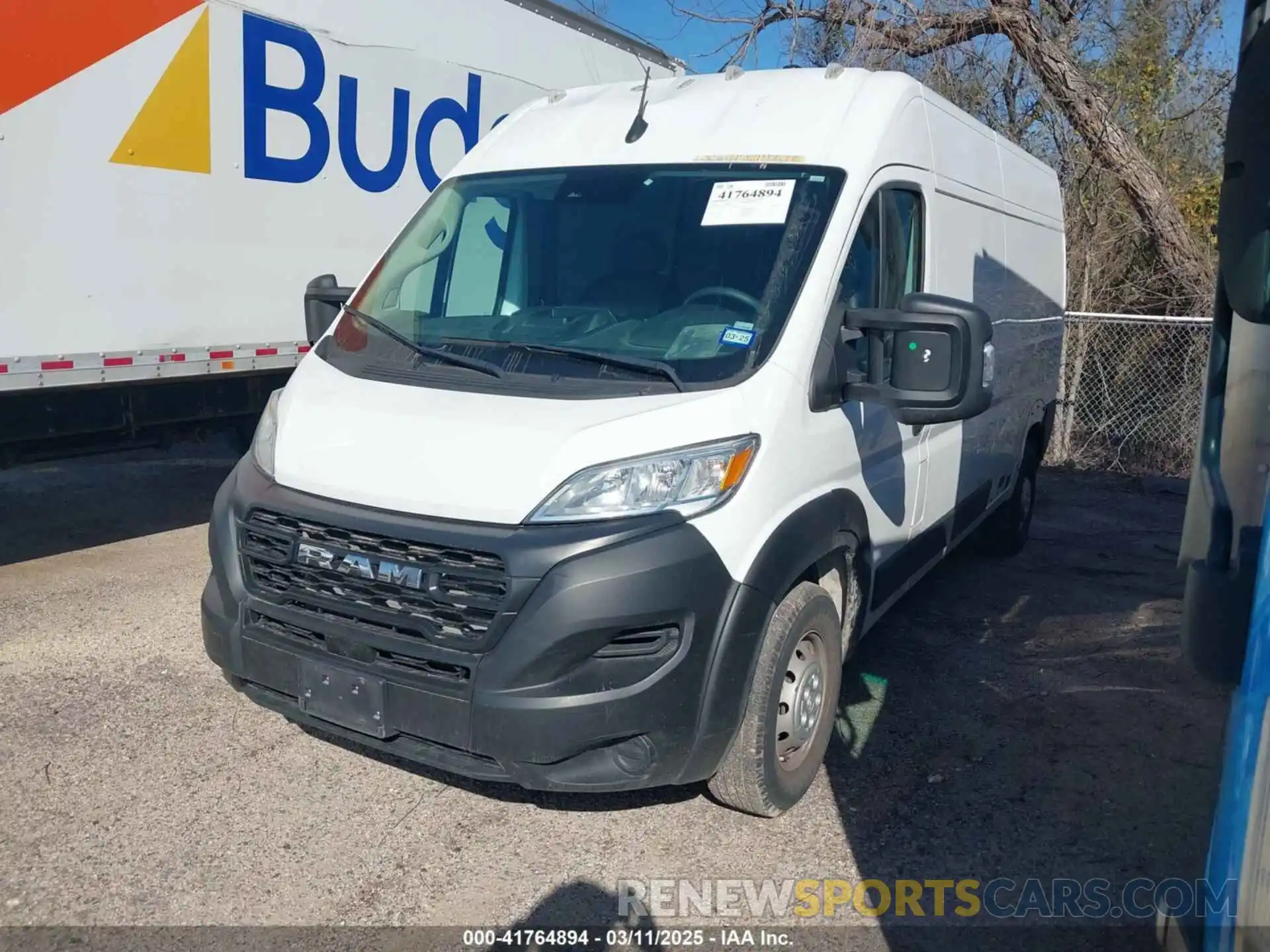 2 Photograph of a damaged car 3C6LRVDG8PE548926 RAM PROMASTER 2500 2023