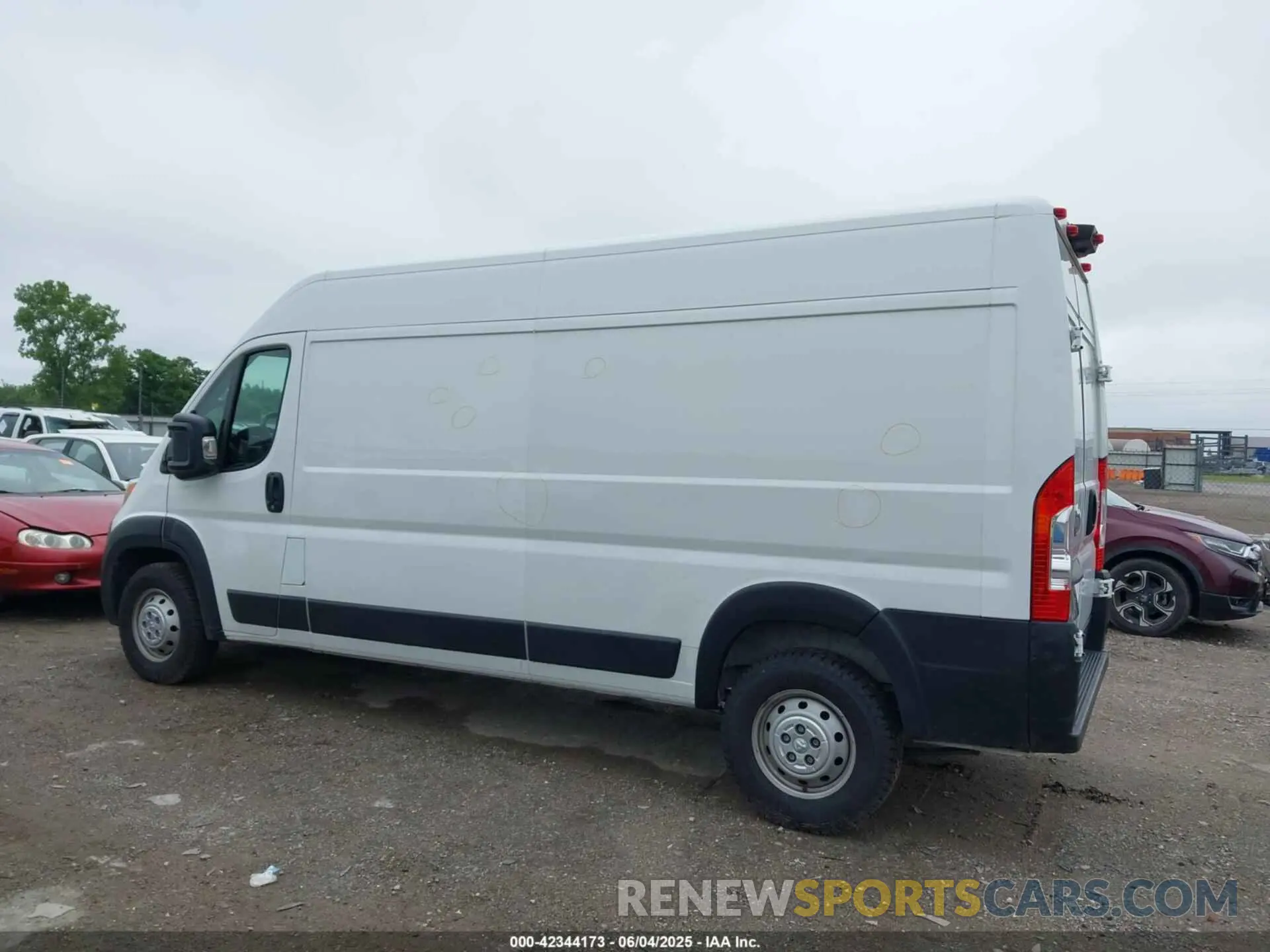 14 Photograph of a damaged car 3C6LRVDG8PE563796 RAM PROMASTER 2500 2023