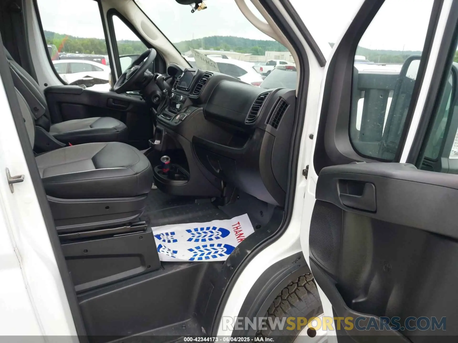 5 Photograph of a damaged car 3C6LRVDG8PE563796 RAM PROMASTER 2500 2023