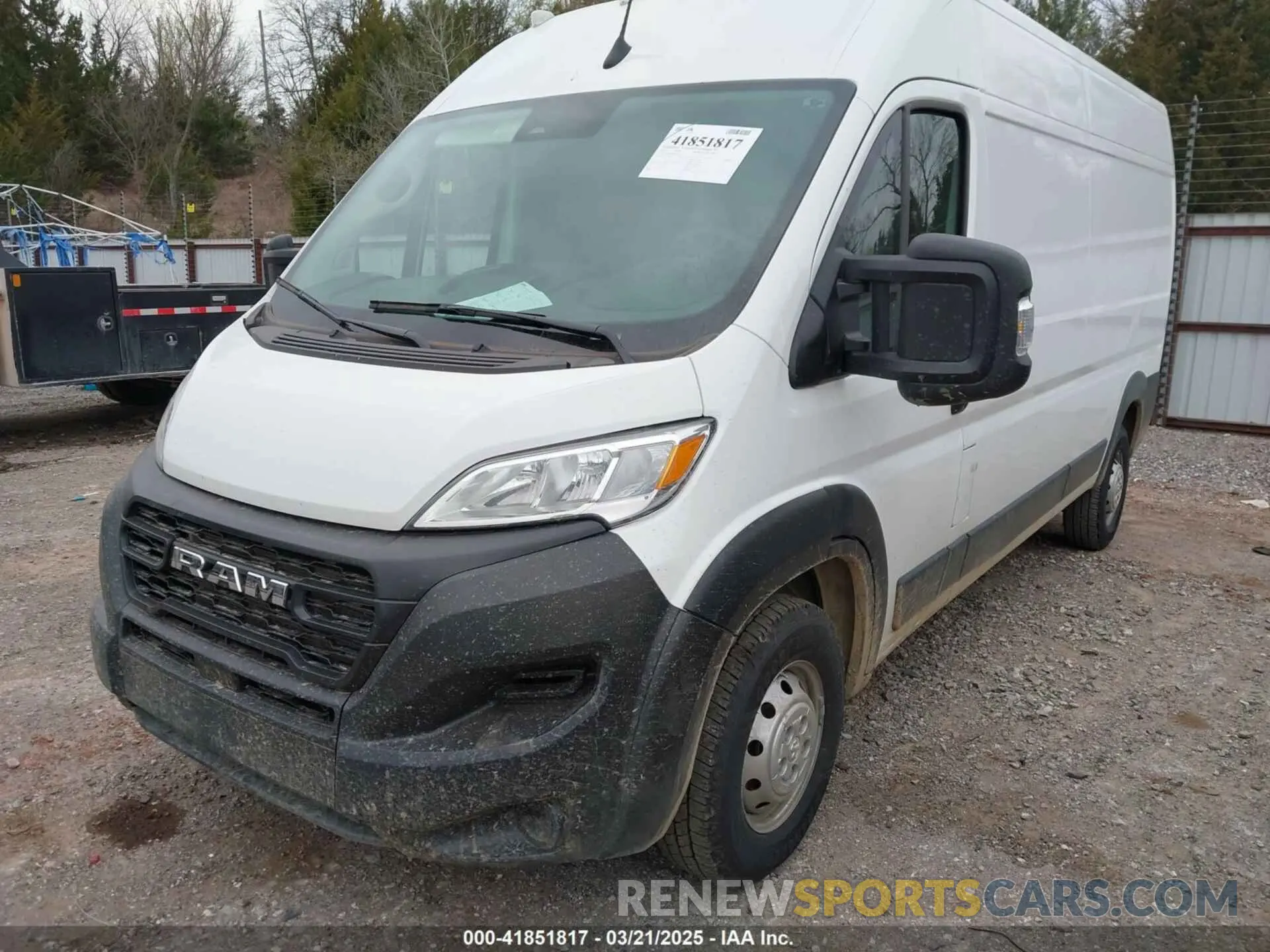 2 Photograph of a damaged car 3C6LRVDG8PE577813 RAM PROMASTER 2500 2023