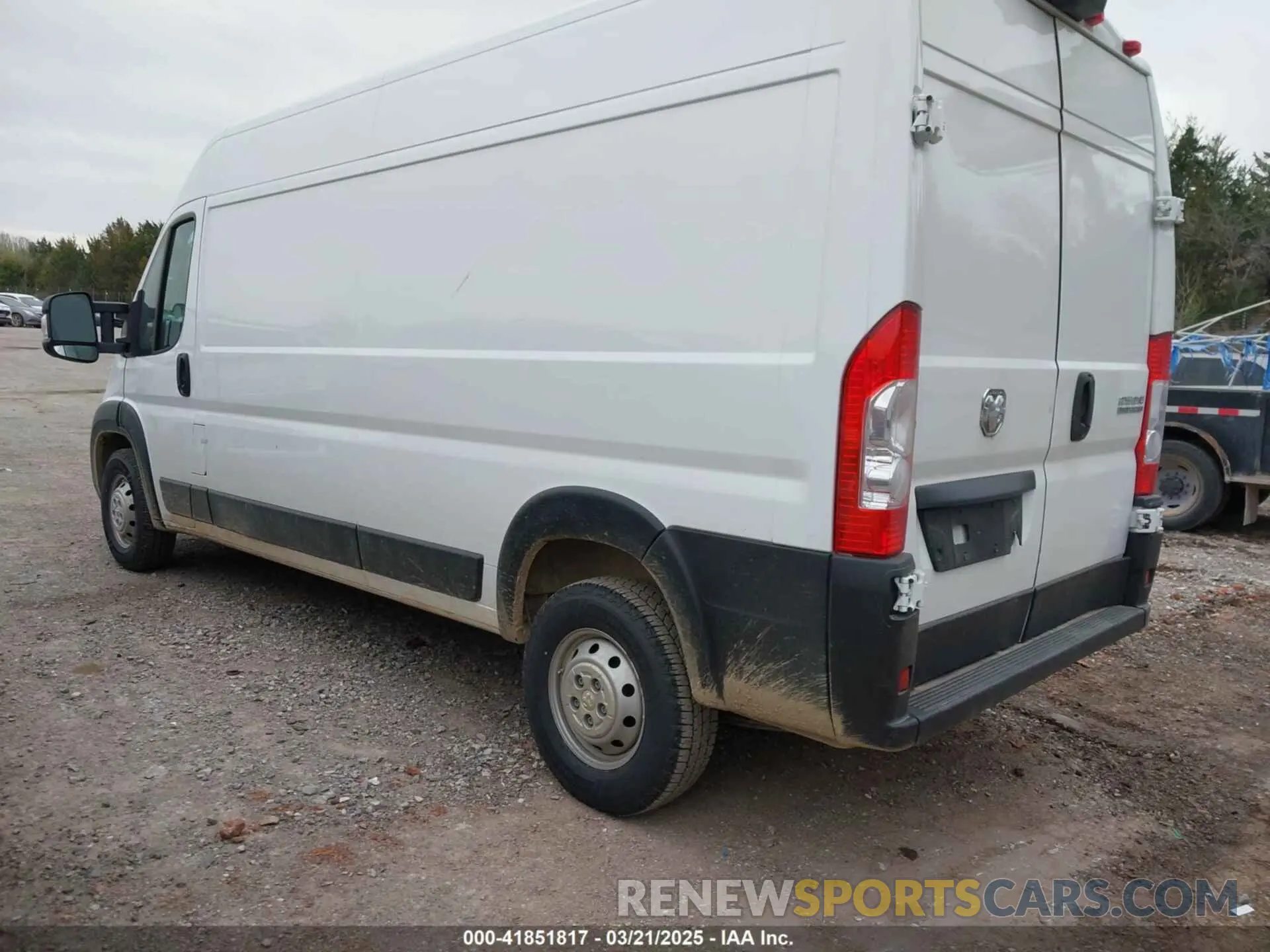 3 Photograph of a damaged car 3C6LRVDG8PE577813 RAM PROMASTER 2500 2023
