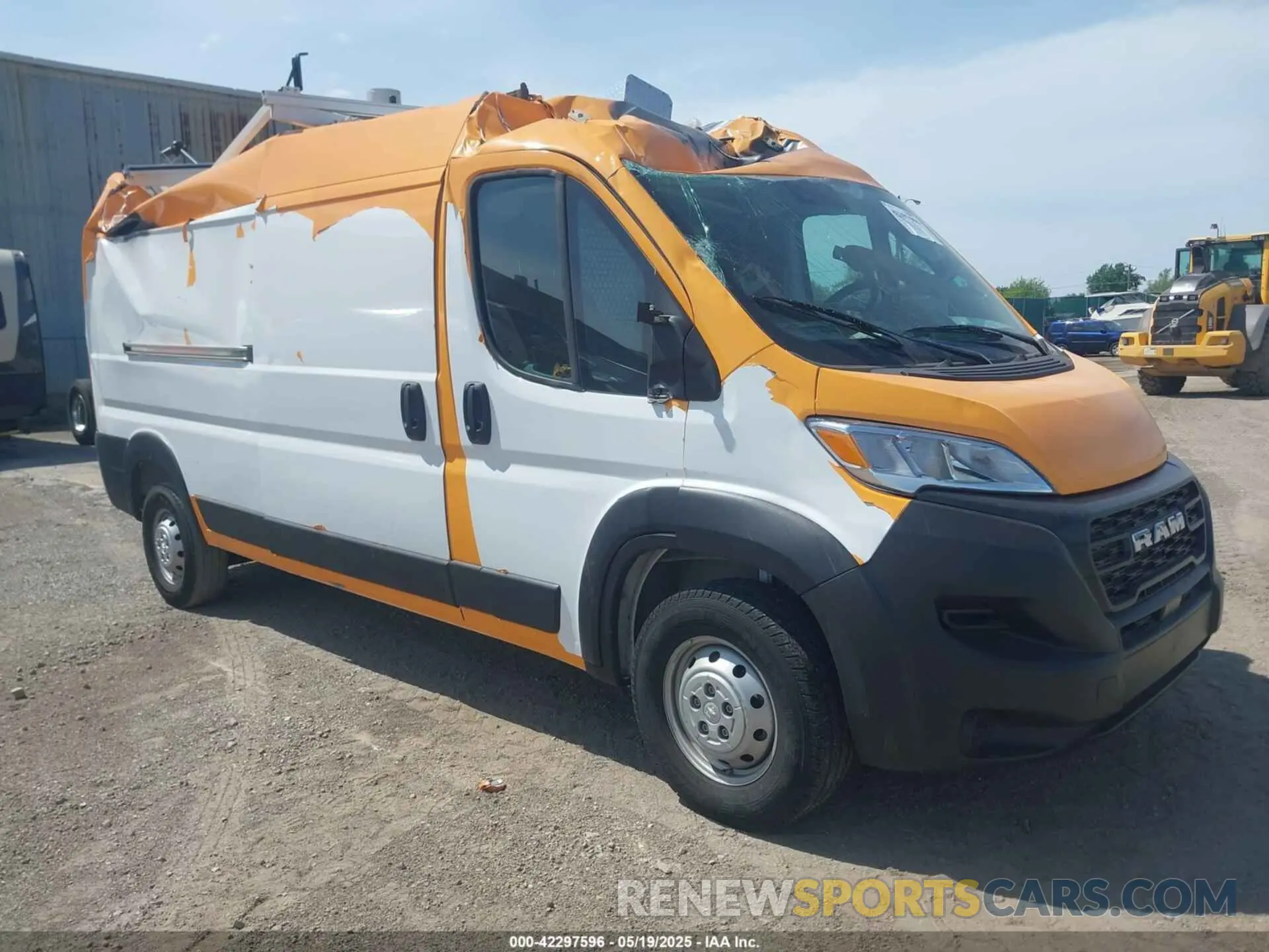 1 Photograph of a damaged car 3C6LRVDG8PE598712 RAM PROMASTER 2500 2023
