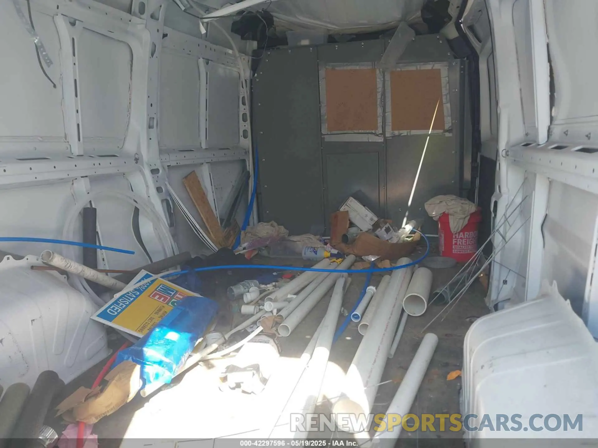 8 Photograph of a damaged car 3C6LRVDG8PE598712 RAM PROMASTER 2500 2023
