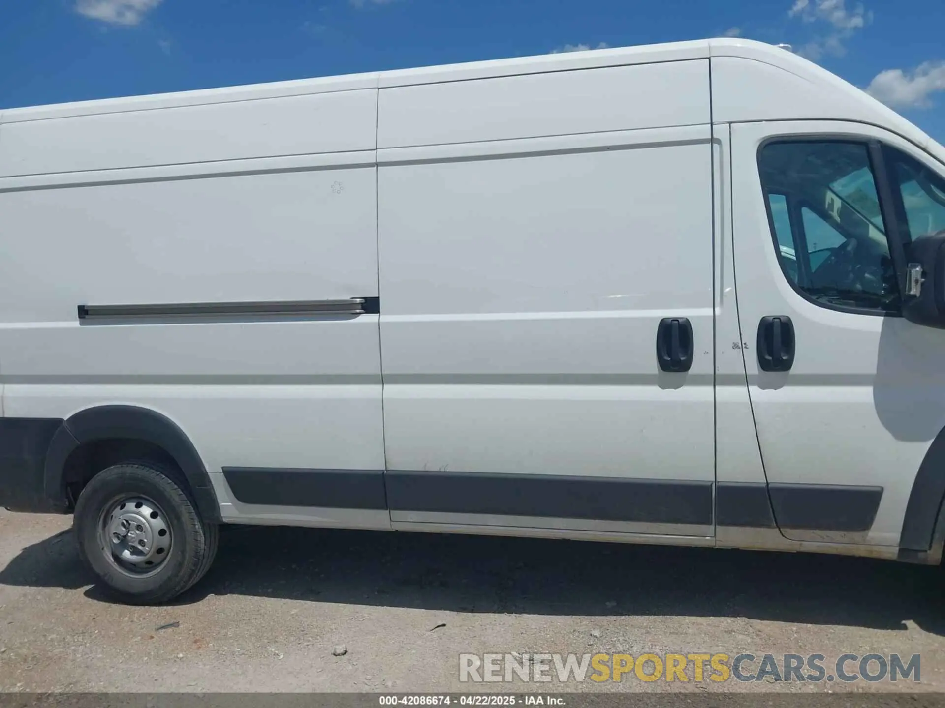 13 Photograph of a damaged car 3C6LRVDG9PE571678 RAM PROMASTER 2500 2023