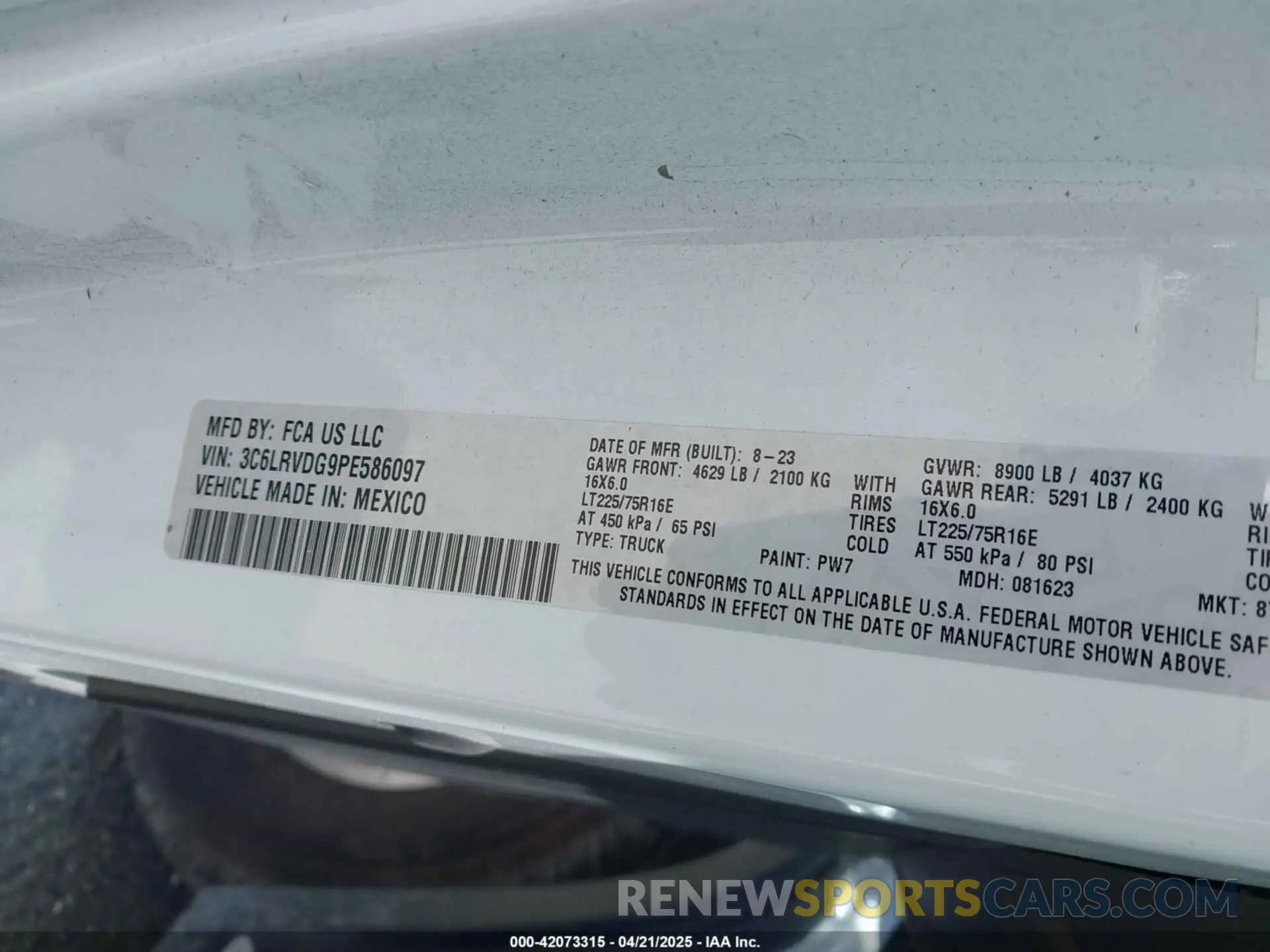 9 Photograph of a damaged car 3C6LRVDG9PE586097 RAM PROMASTER 2500 2023