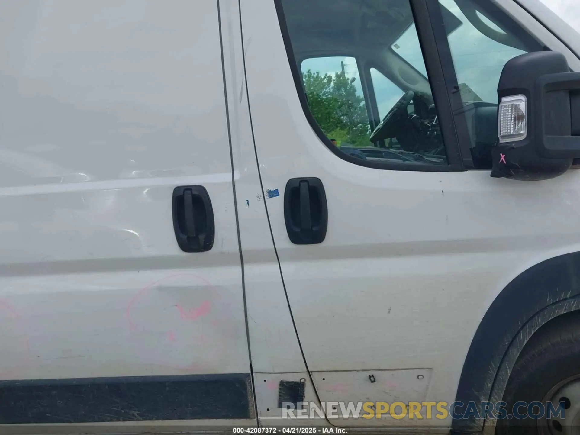 12 Photograph of a damaged car 3C6LRVDG9PE596287 RAM PROMASTER 2500 2023
