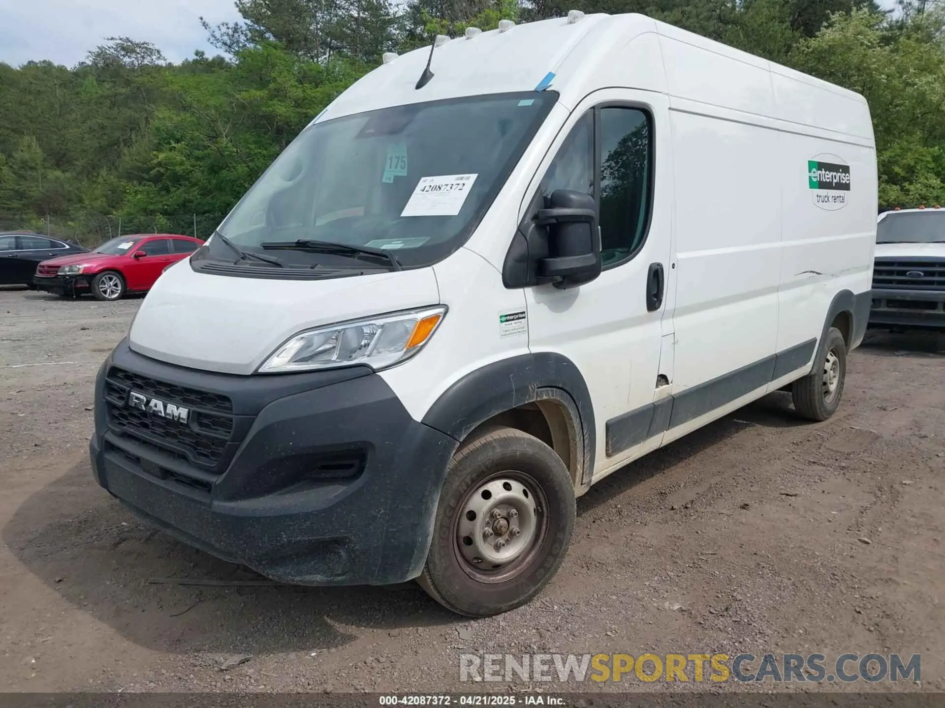 2 Photograph of a damaged car 3C6LRVDG9PE596287 RAM PROMASTER 2500 2023