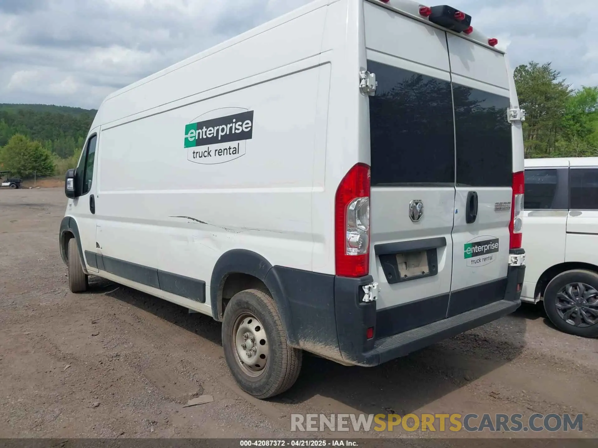 3 Photograph of a damaged car 3C6LRVDG9PE596287 RAM PROMASTER 2500 2023