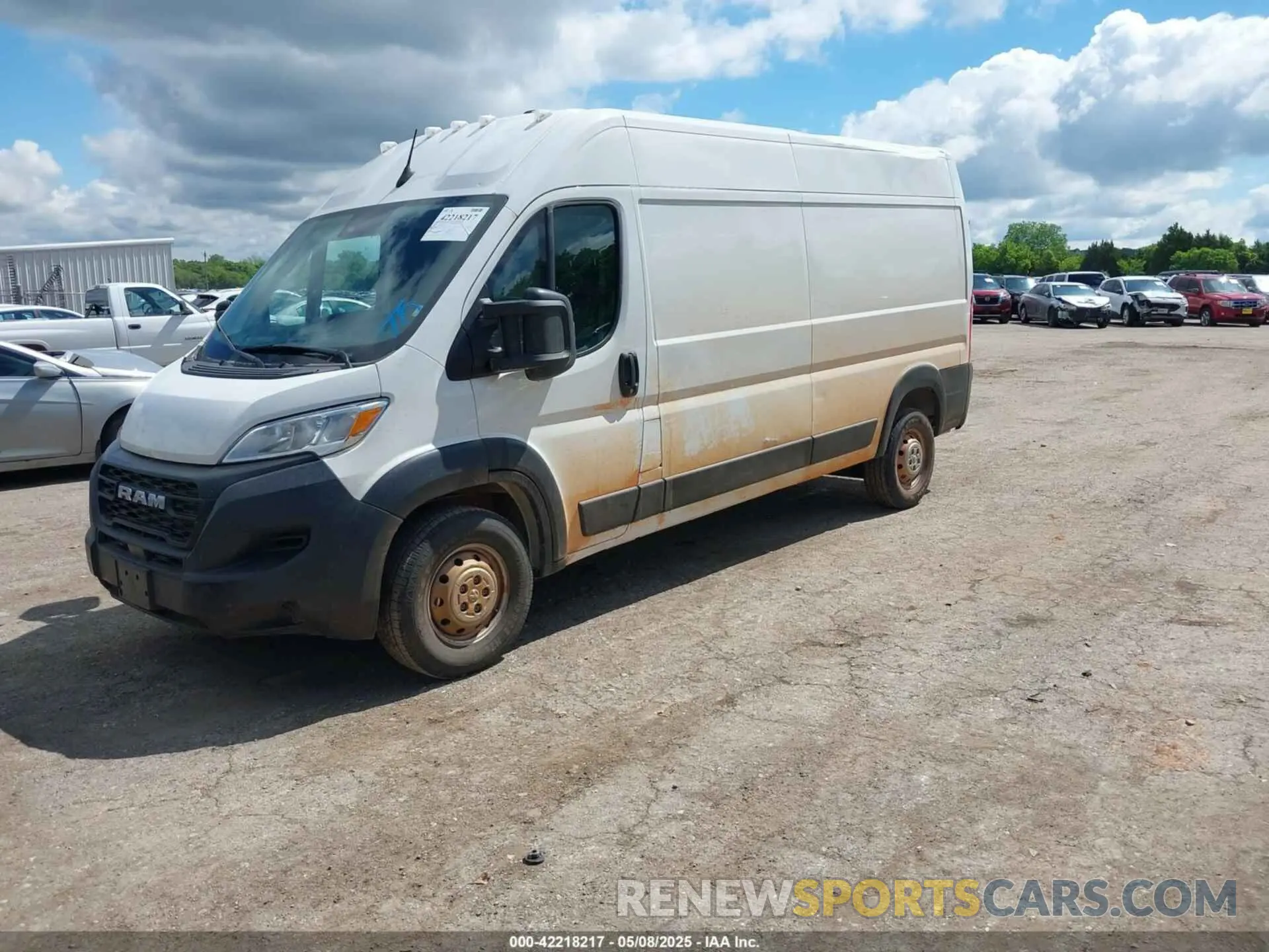 2 Photograph of a damaged car 3C6LRVDGXPE541587 RAM PROMASTER 2500 2023