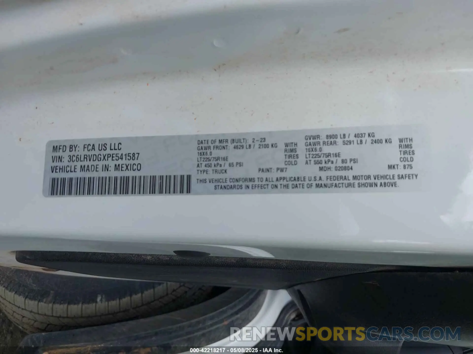 9 Photograph of a damaged car 3C6LRVDGXPE541587 RAM PROMASTER 2500 2023
