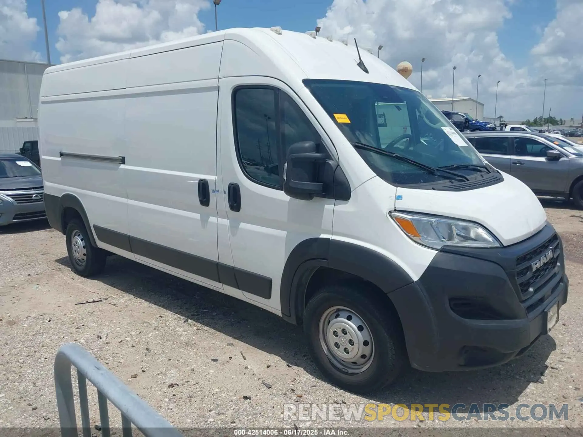 1 Photograph of a damaged car 3C6LRVDGXPE586187 RAM PROMASTER 2500 2023