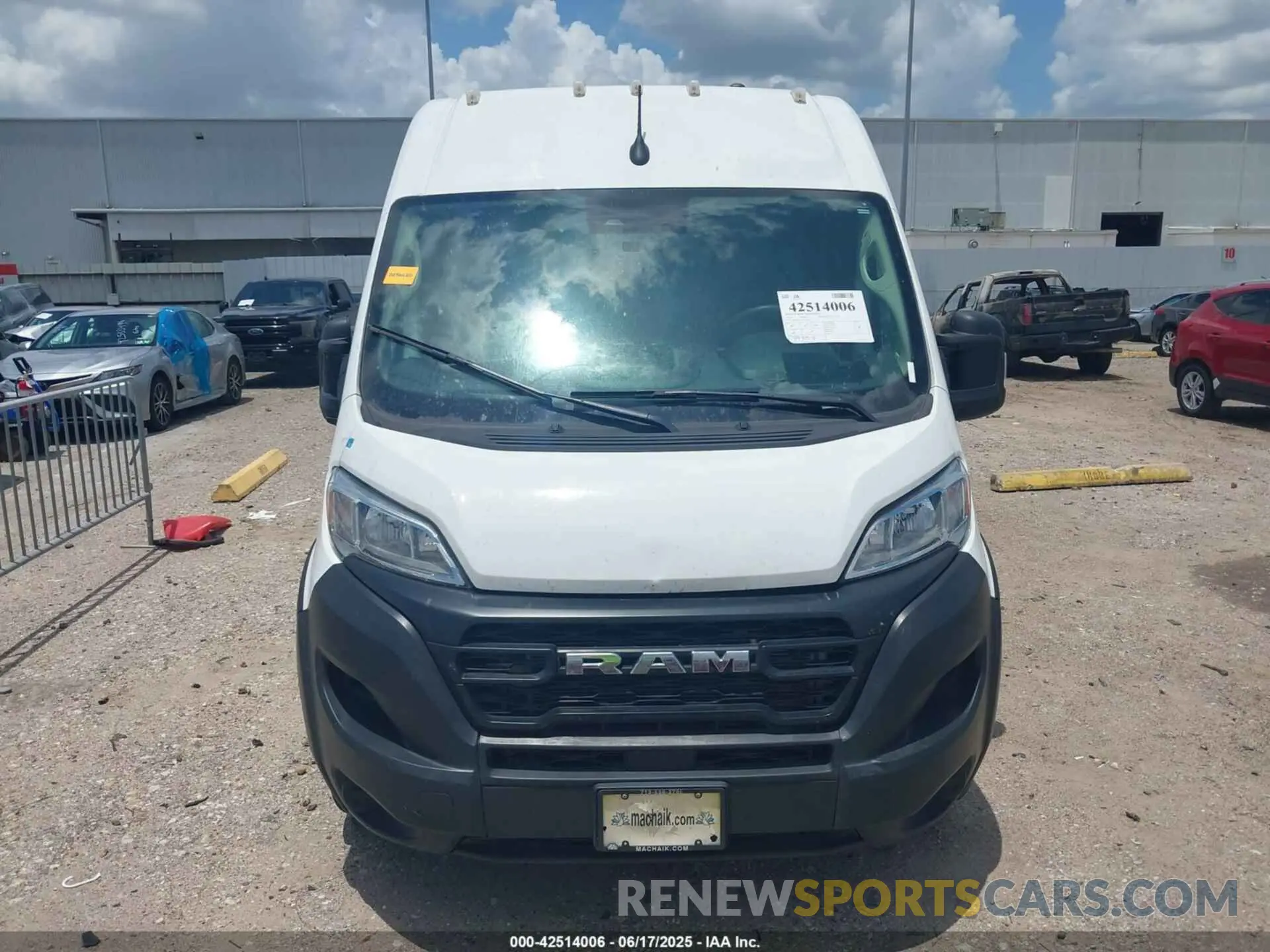 12 Photograph of a damaged car 3C6LRVDGXPE586187 RAM PROMASTER 2500 2023
