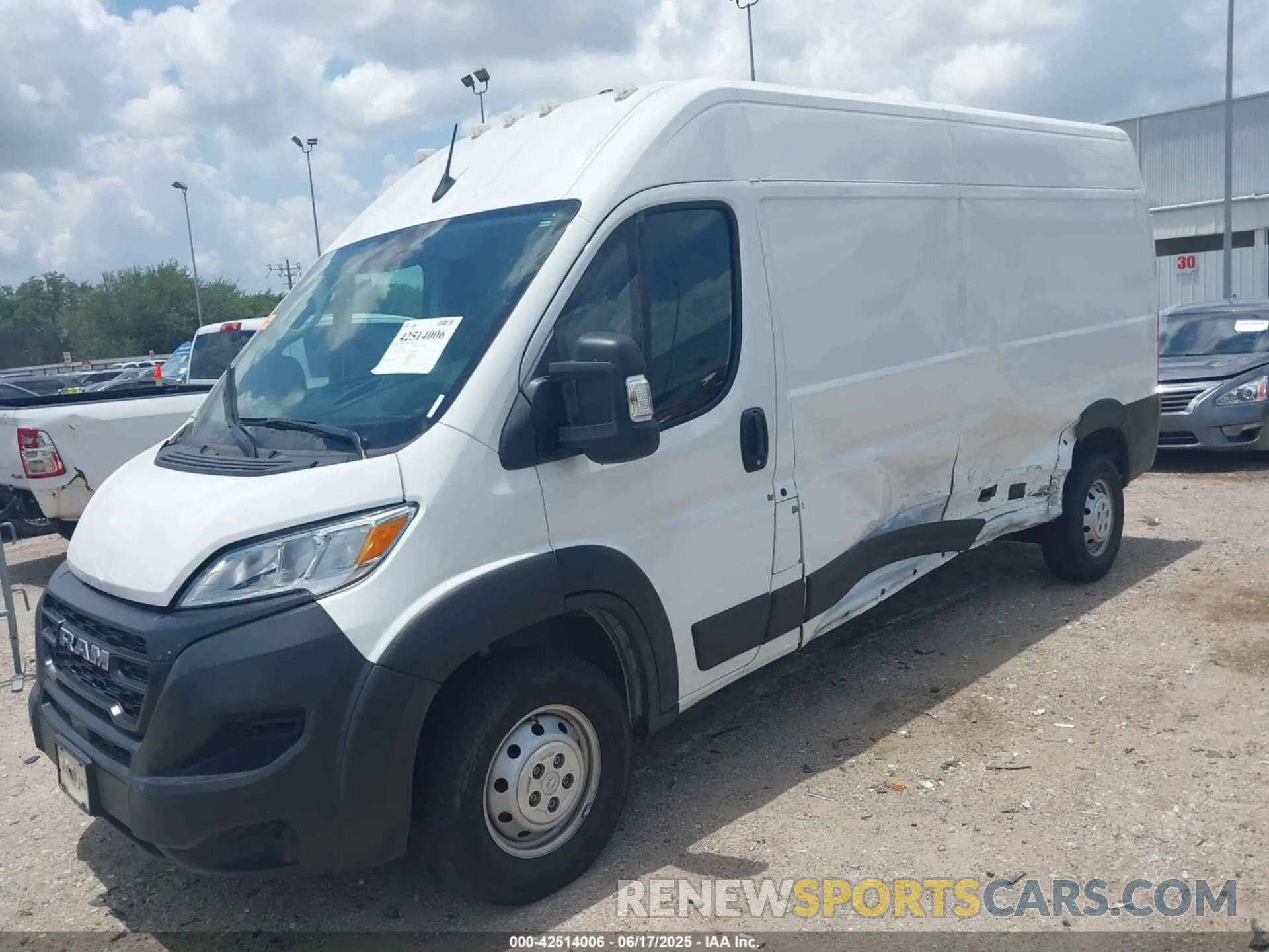 2 Photograph of a damaged car 3C6LRVDGXPE586187 RAM PROMASTER 2500 2023
