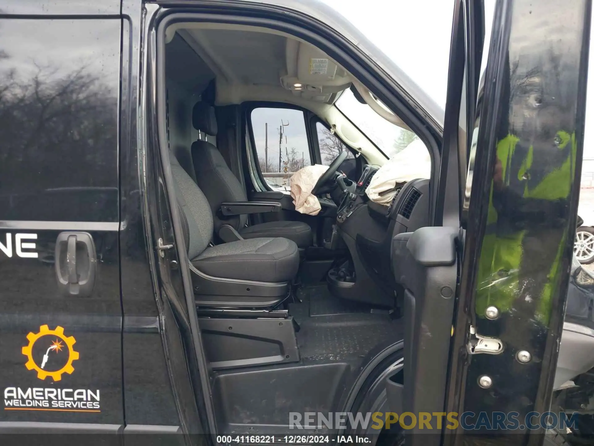 5 Photograph of a damaged car 3C6LRVVG1PE529021 RAM PROMASTER 2500 2023