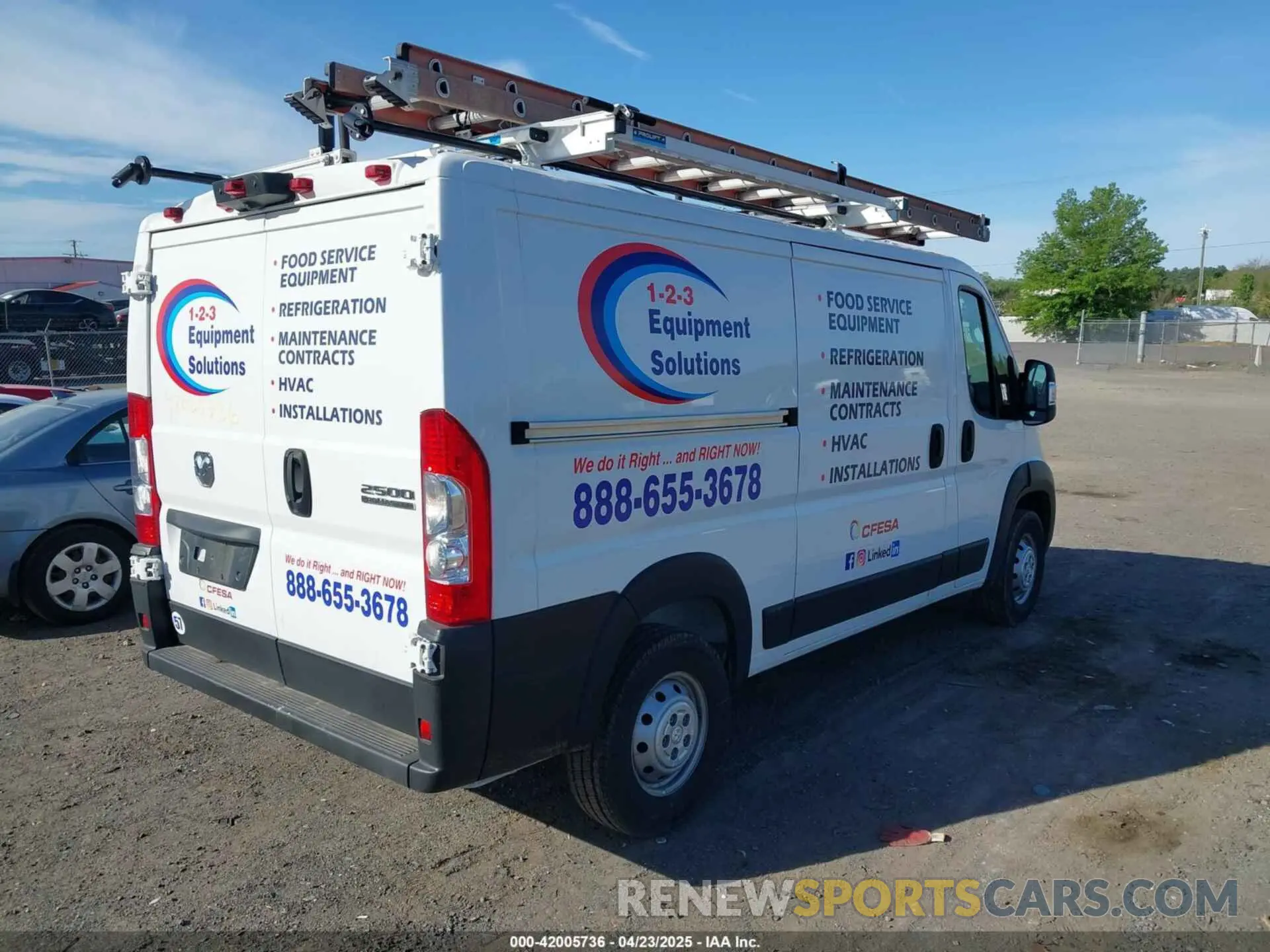 4 Photograph of a damaged car 3C6LRVVG5PE579453 RAM PROMASTER 2500 2023