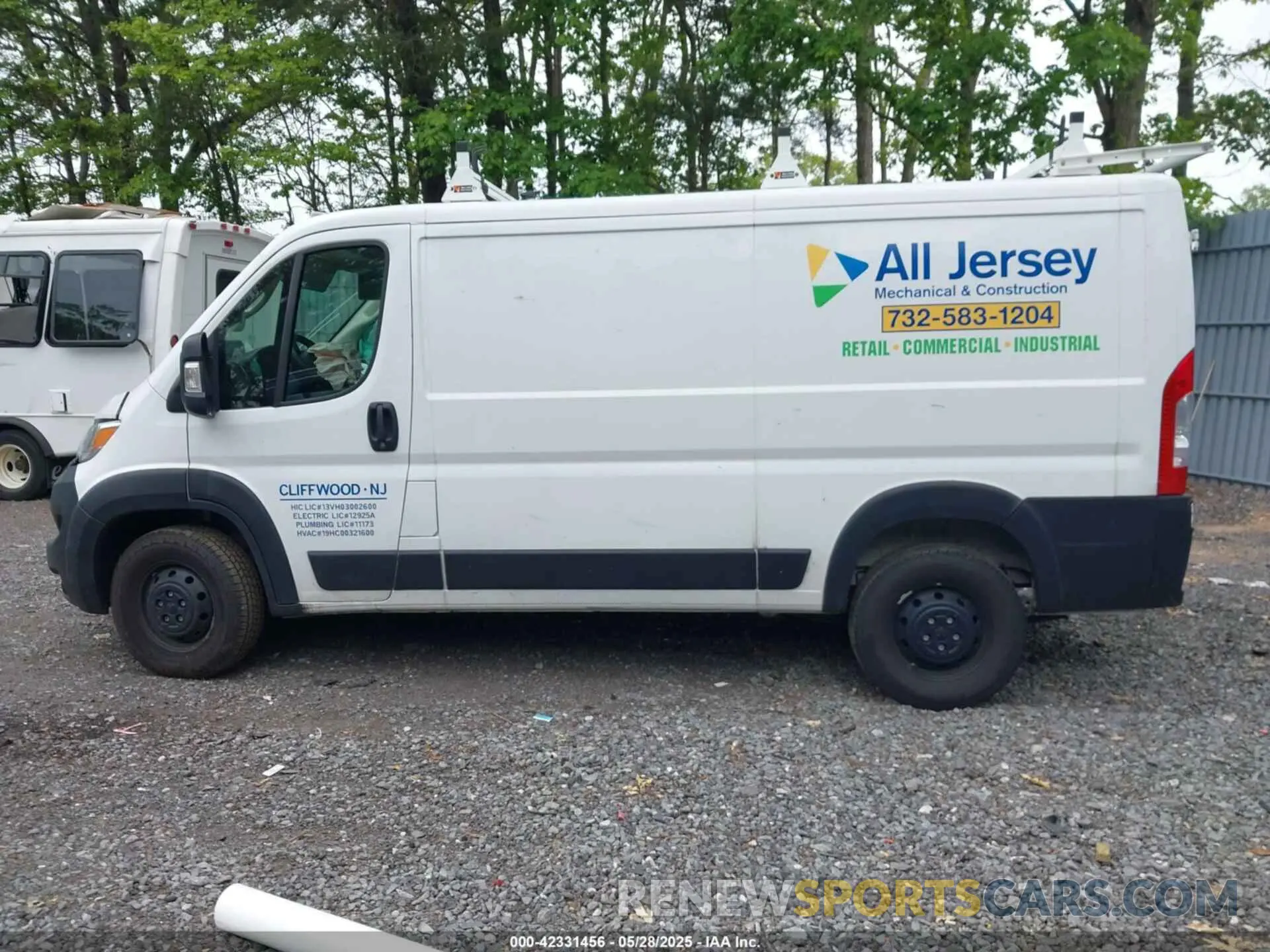 14 Photograph of a damaged car 3C6LRVVG7PE559138 RAM PROMASTER 2500 2023