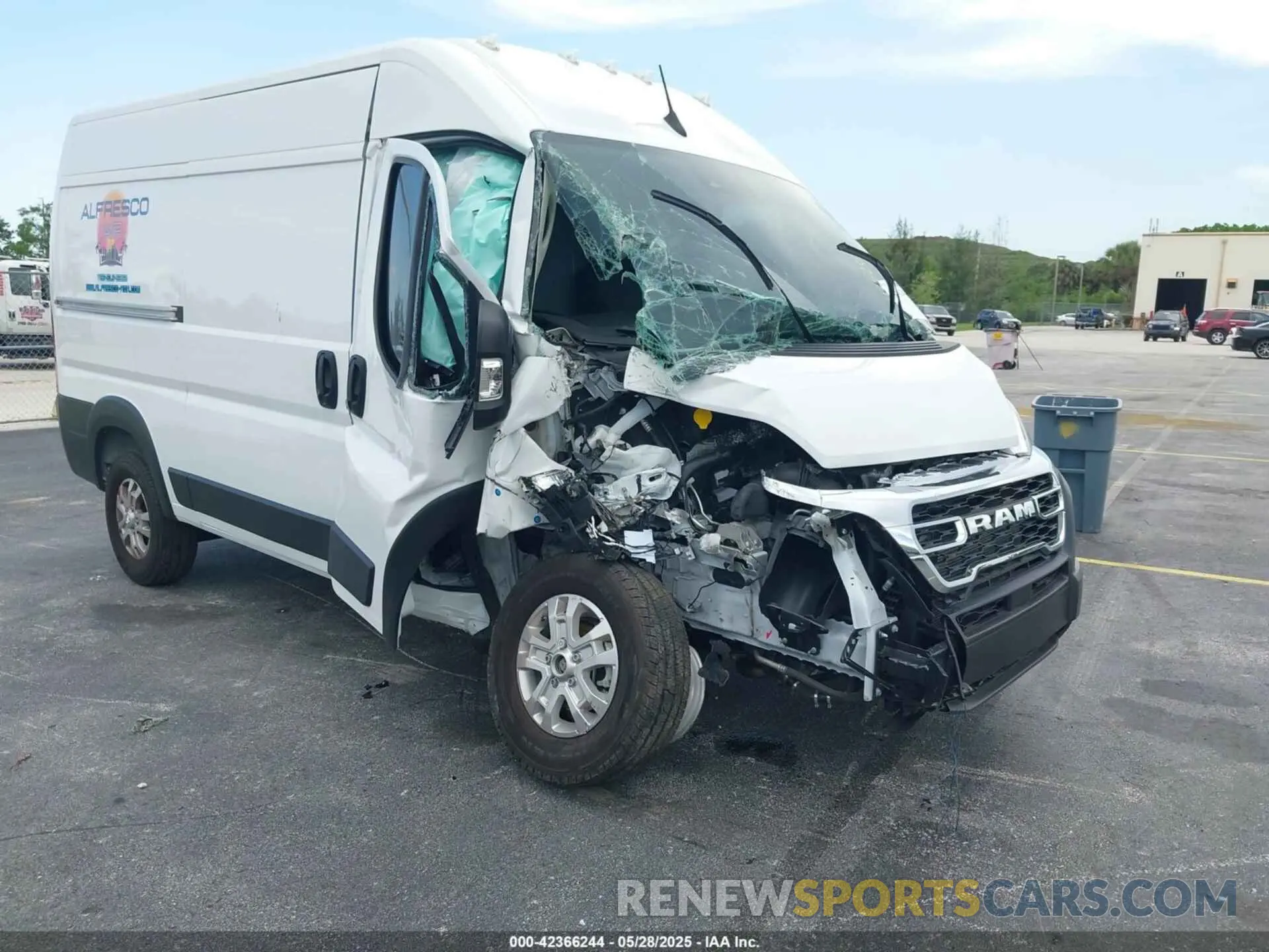 1 Photograph of a damaged car 3C6LRVCG7RE116462 RAM PROMASTER 2500 2024
