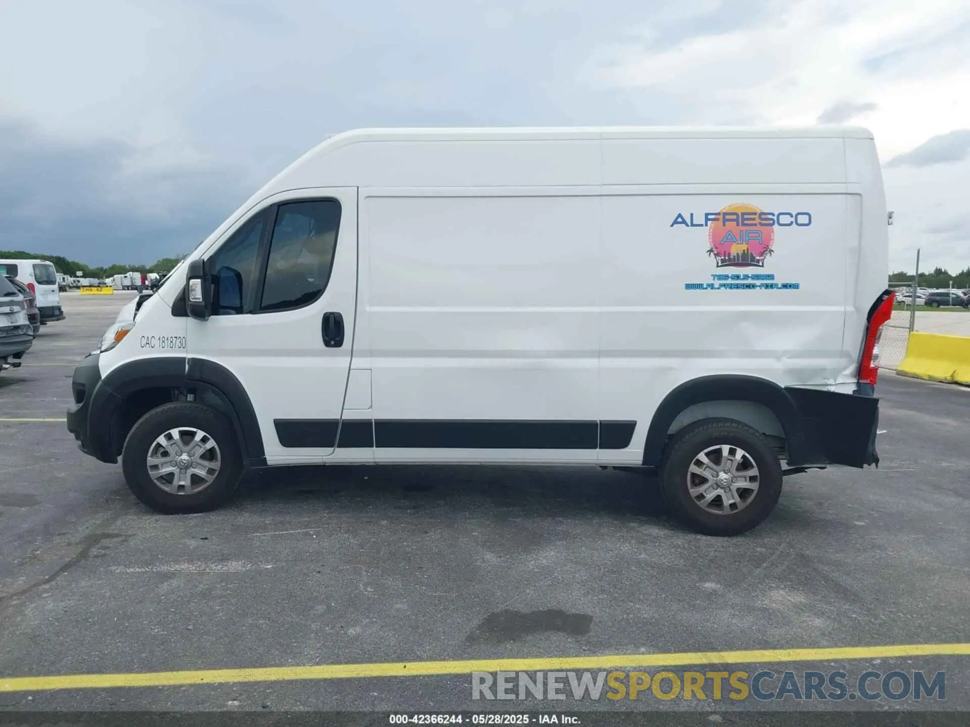 14 Photograph of a damaged car 3C6LRVCG7RE116462 RAM PROMASTER 2500 2024