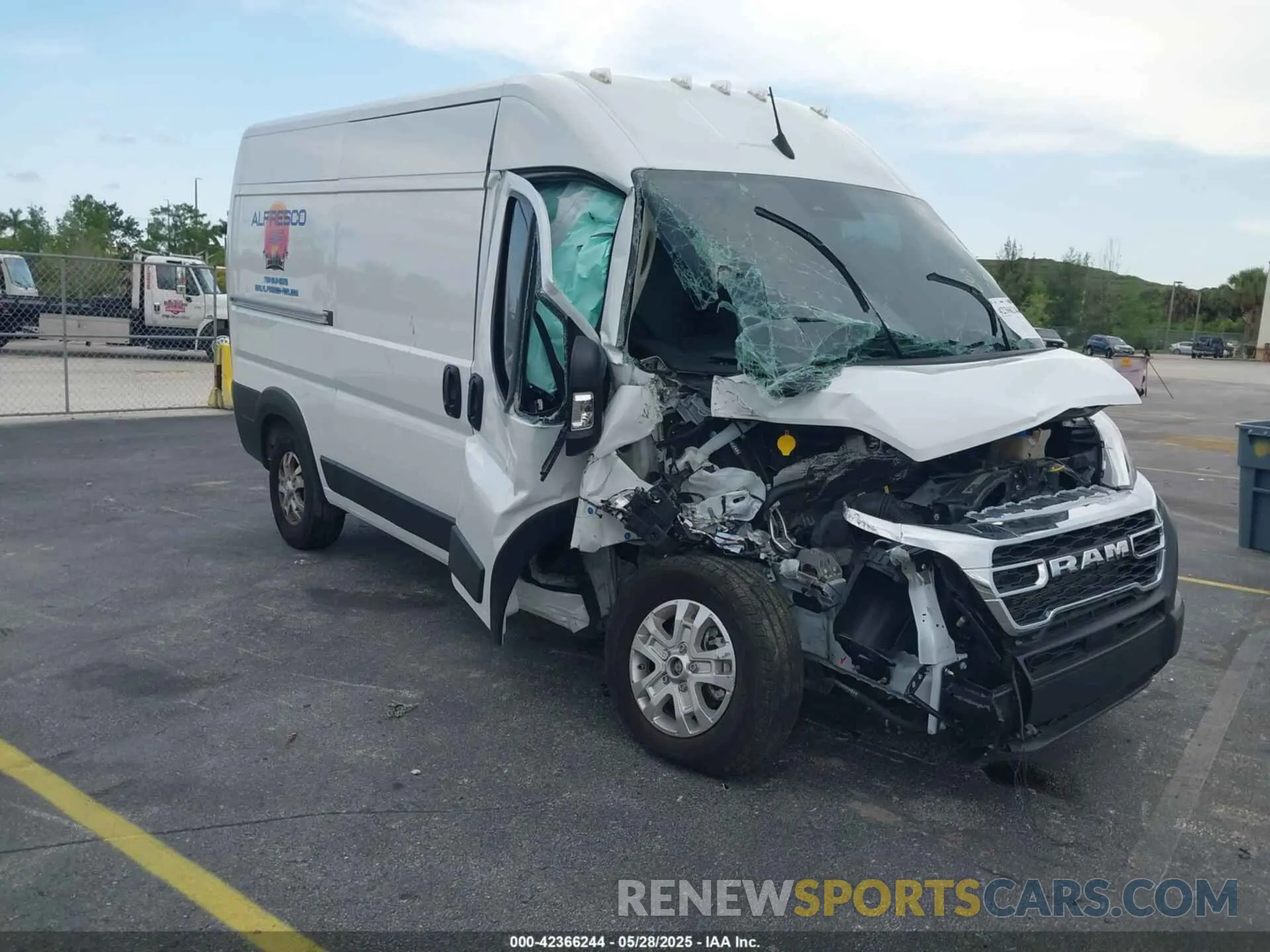 6 Photograph of a damaged car 3C6LRVCG7RE116462 RAM PROMASTER 2500 2024