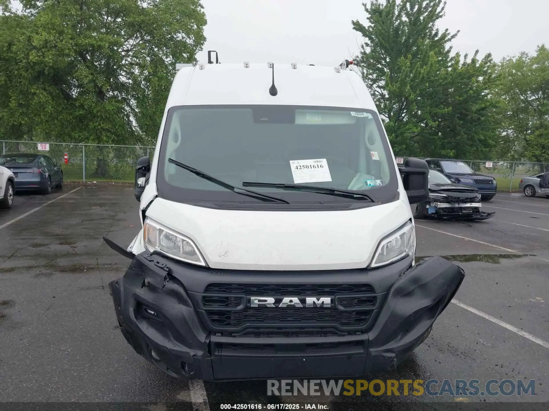 12 Photograph of a damaged car 3C6LRVDG2RE138299 RAM PROMASTER 2500 2024