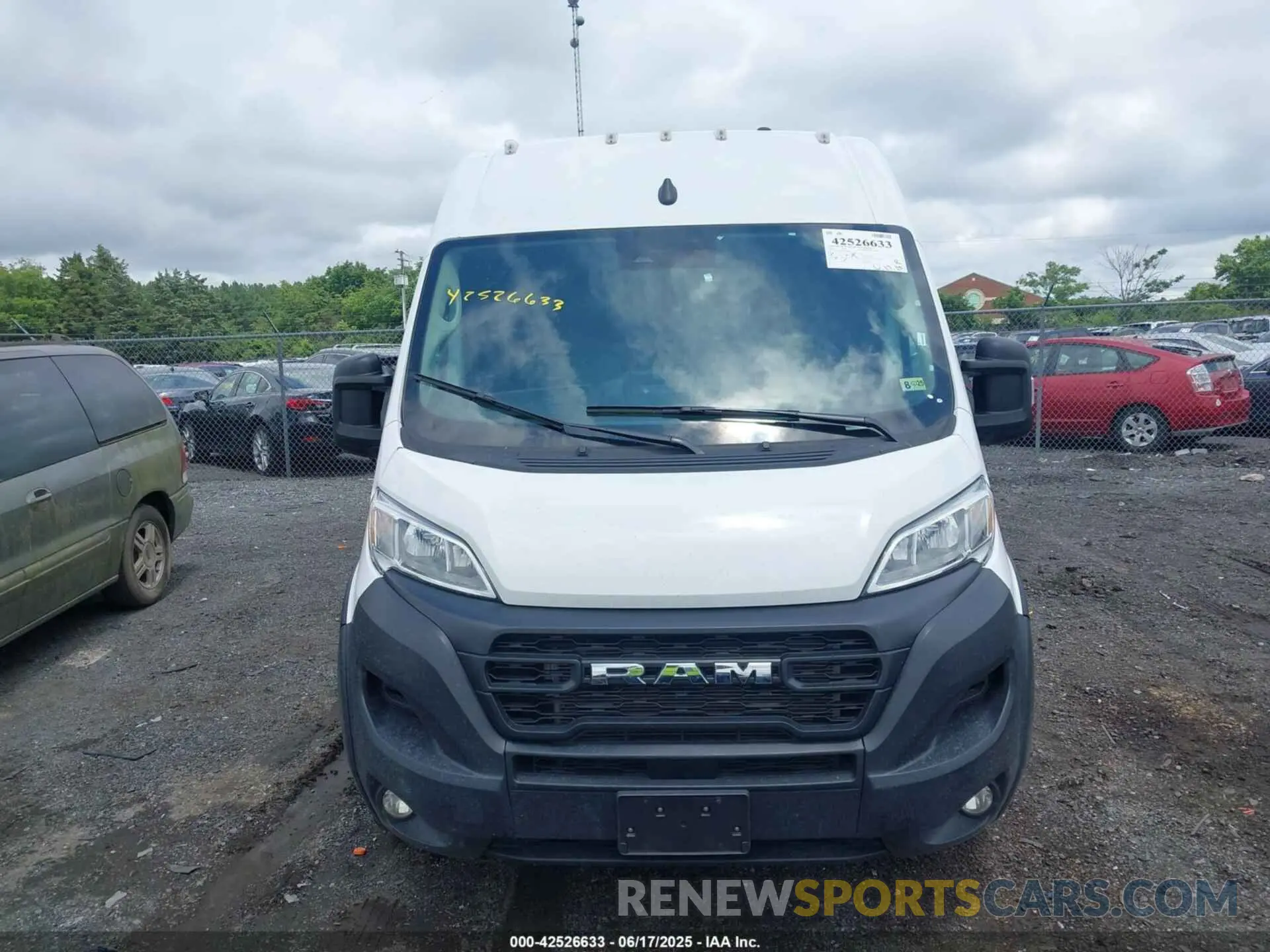 12 Photograph of a damaged car 3C6LRVDG4RE150700 RAM PROMASTER 2500 2024