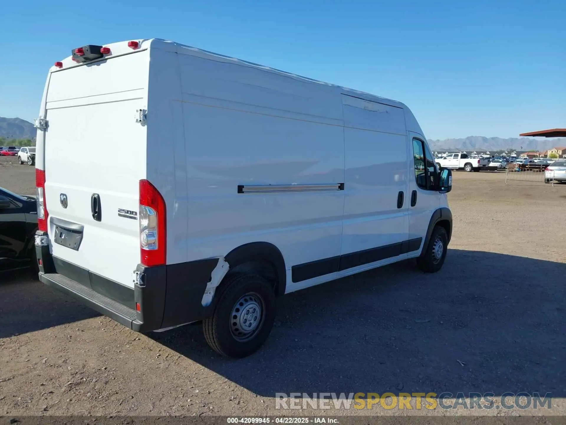 4 Photograph of a damaged car 3C6LRVDG6RE128925 RAM PROMASTER 2500 2024