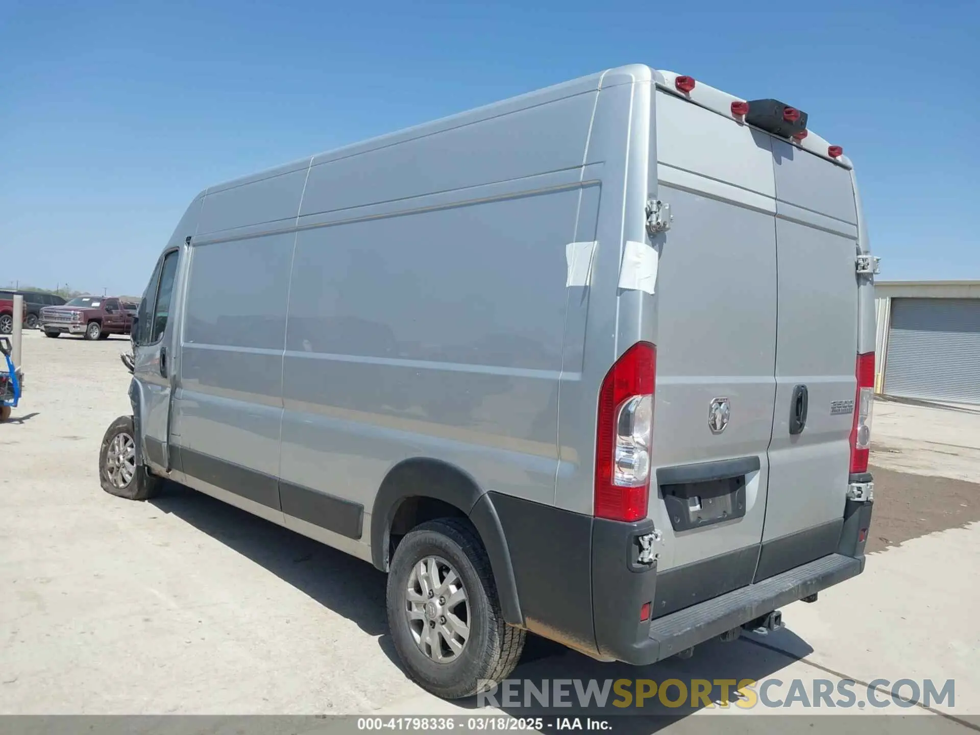 3 Photograph of a damaged car 3C6LRVDG7RE114953 RAM PROMASTER 2500 2024