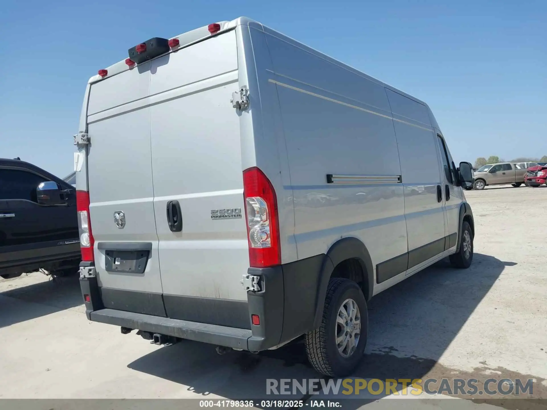 4 Photograph of a damaged car 3C6LRVDG7RE114953 RAM PROMASTER 2500 2024