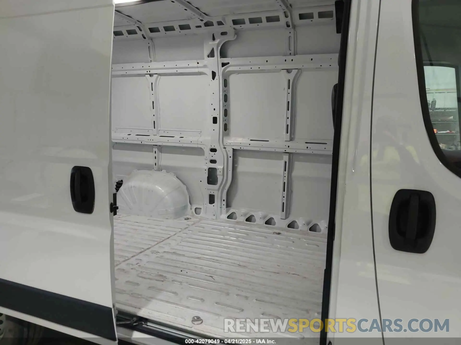 8 Photograph of a damaged car 3C6LRVCG1SE511954 RAM PROMASTER 2500 2025