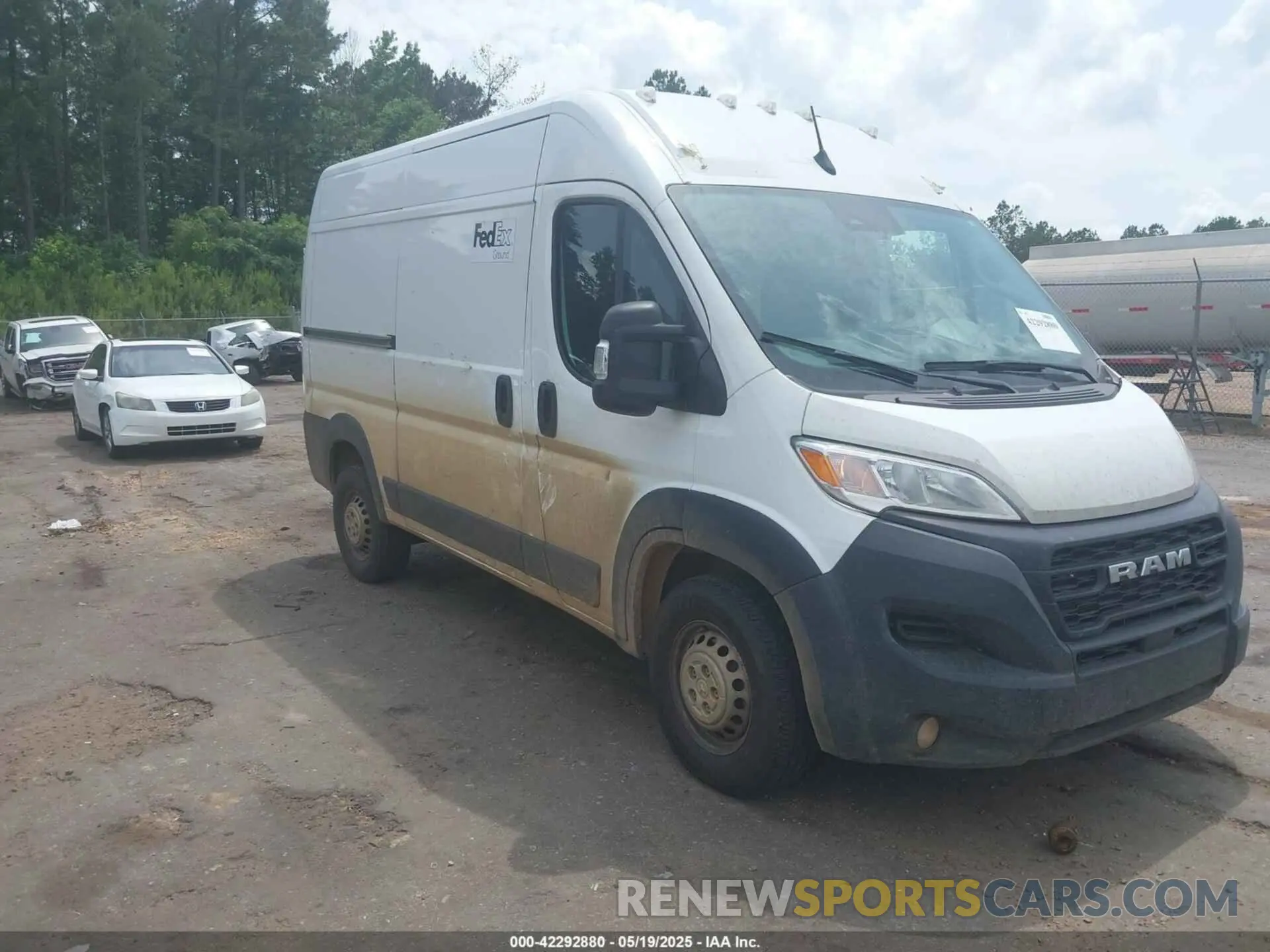 1 Photograph of a damaged car 3C6LRVCG3SE511745 RAM PROMASTER 2500 2025