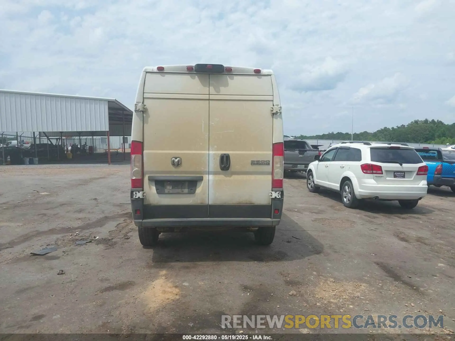16 Photograph of a damaged car 3C6LRVCG3SE511745 RAM PROMASTER 2500 2025