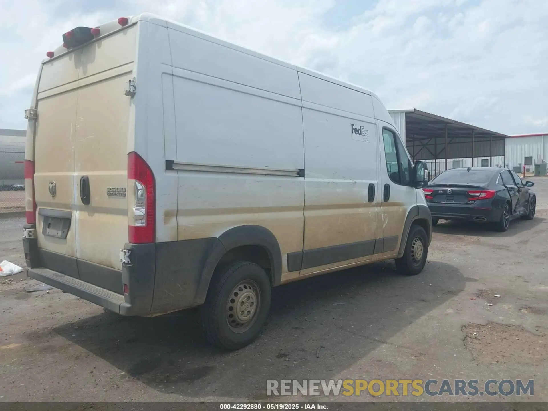 4 Photograph of a damaged car 3C6LRVCG3SE511745 RAM PROMASTER 2500 2025