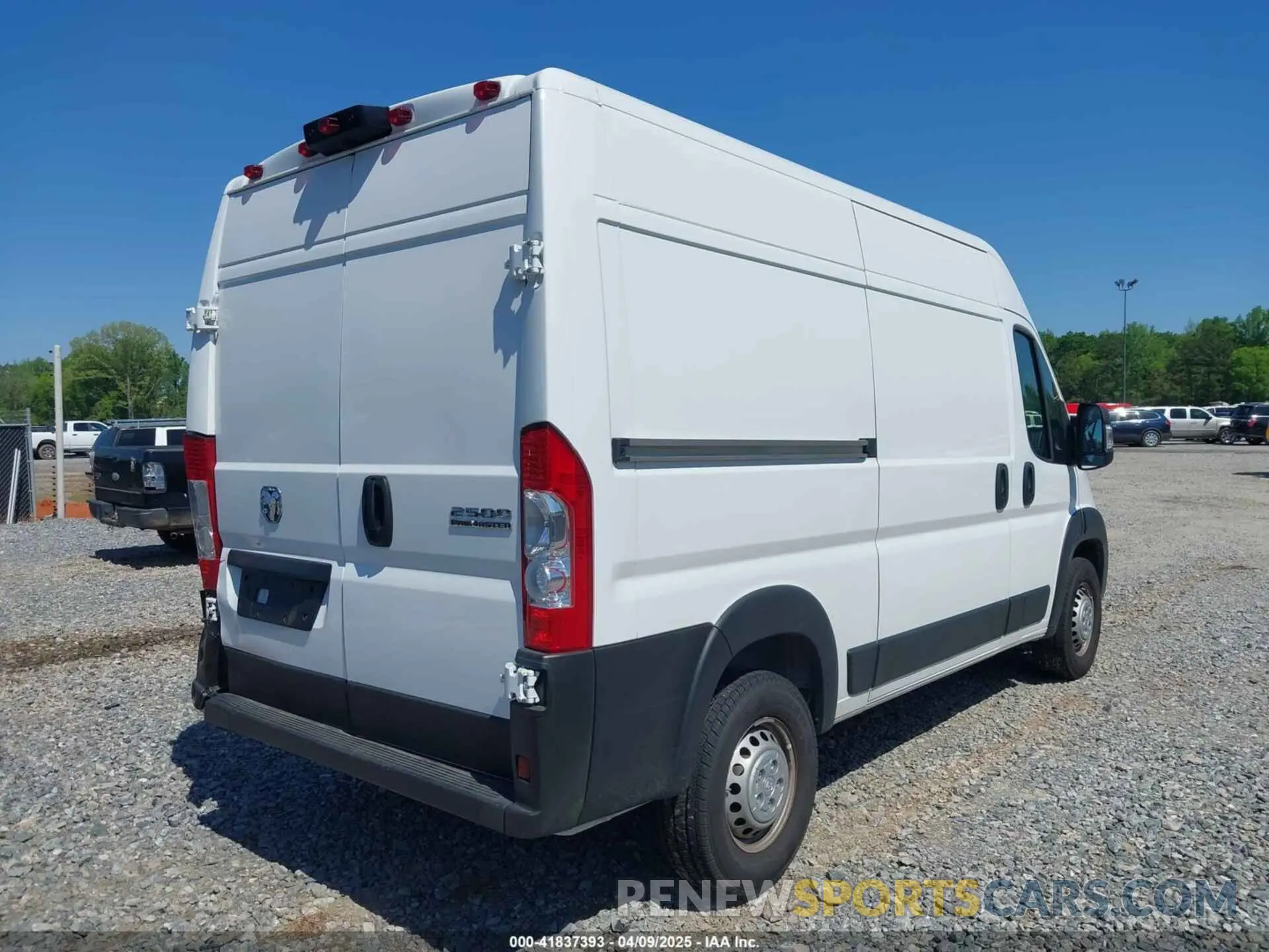 4 Photograph of a damaged car 3C6LRVCG8SE511501 RAM PROMASTER 2500 2025