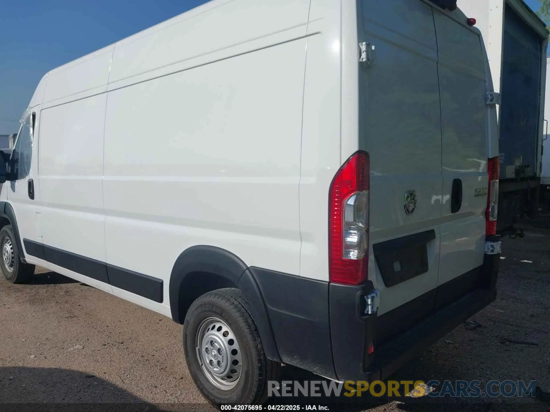 3 Photograph of a damaged car 3C6LRVDG1SE512763 RAM PROMASTER 2500 2025