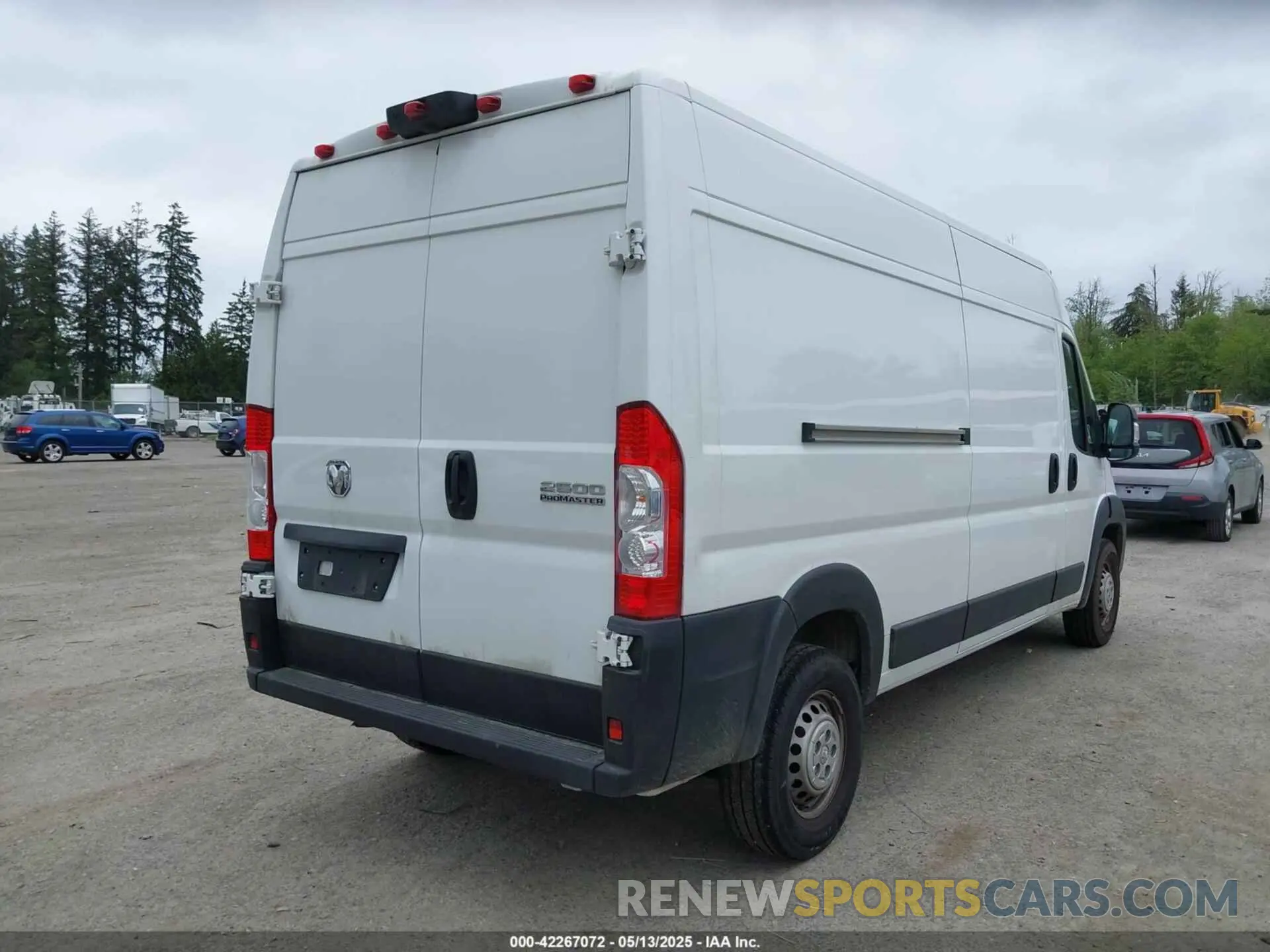 4 Photograph of a damaged car 3C6LRVDG8SE507527 RAM PROMASTER 2500 2025