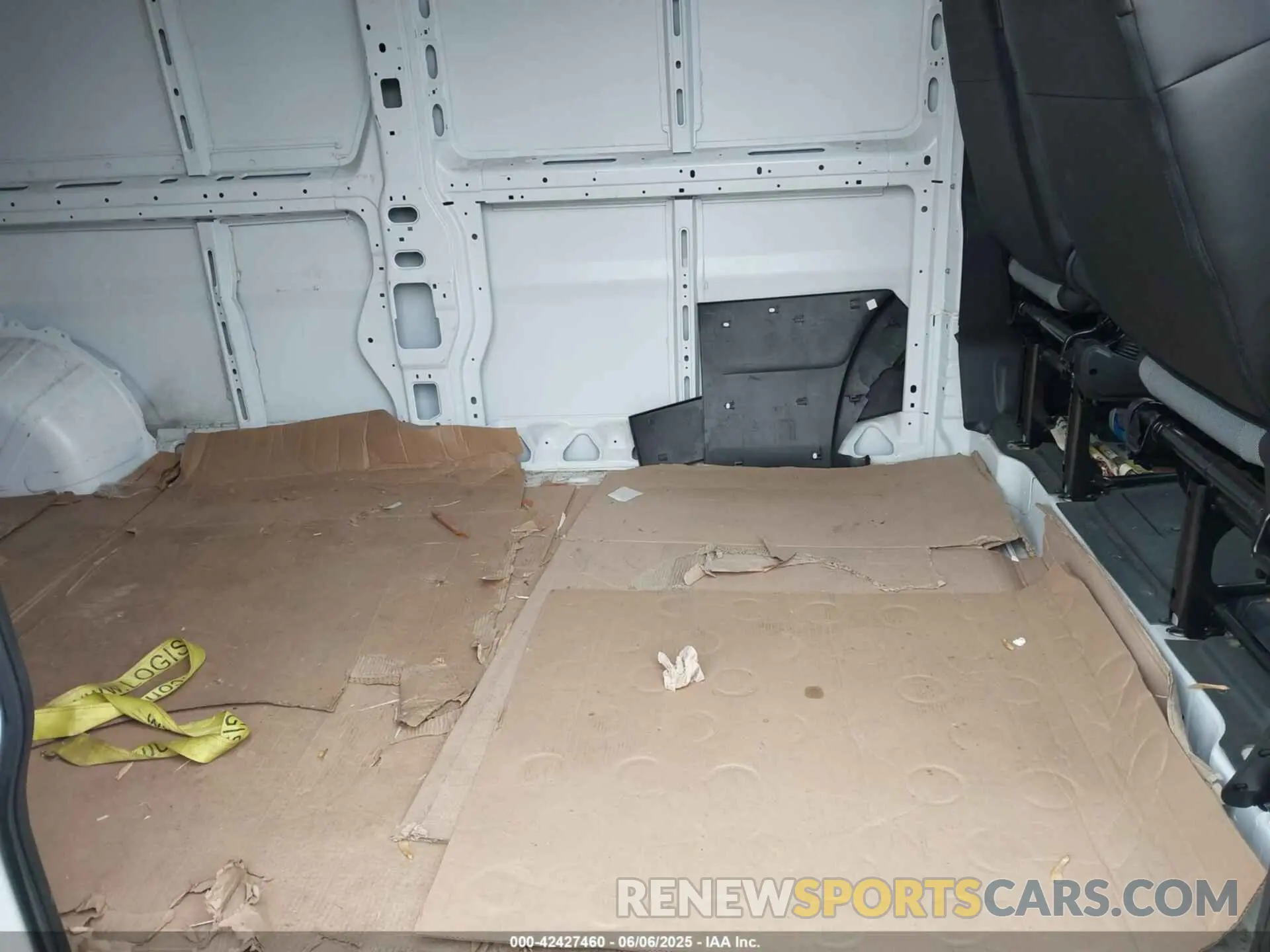 8 Photograph of a damaged car 3C6LRVDG9SE513966 RAM PROMASTER 2500 2025