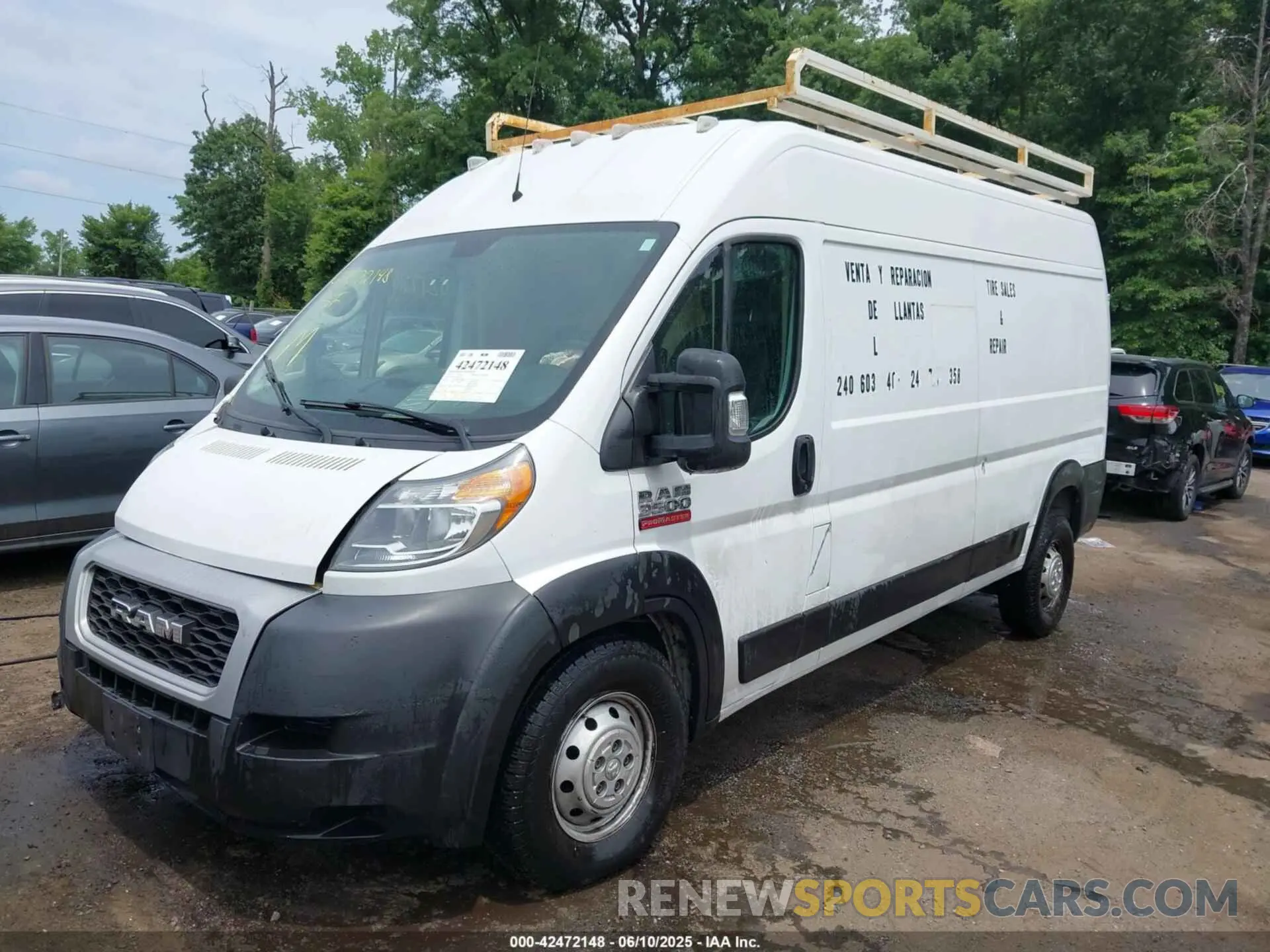 2 Photograph of a damaged car 3C6URVHG7KE515276 RAM PROMASTER 3500 2019
