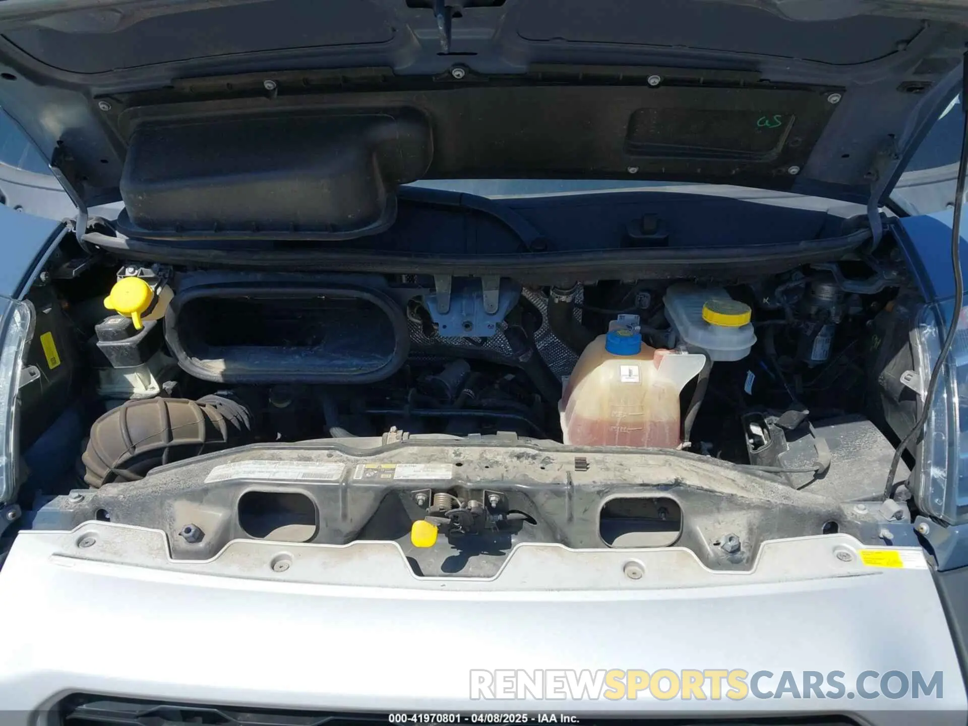 10 Photograph of a damaged car 3C6URVJG0KE561834 RAM PROMASTER 3500 2019