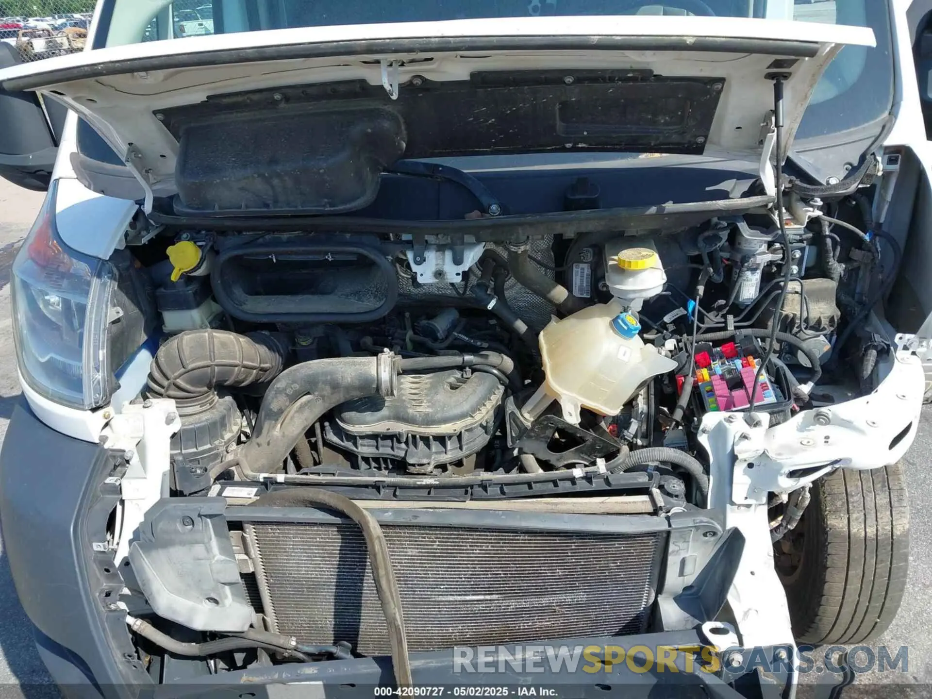 10 Photograph of a damaged car 3C6URVJG5KE508028 RAM PROMASTER 3500 2019