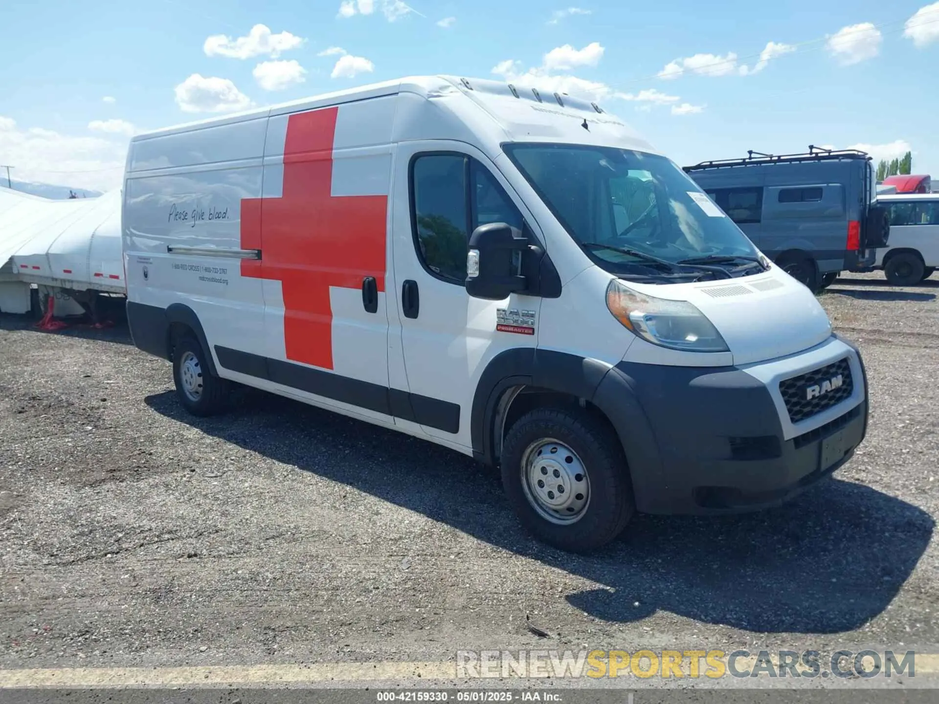 1 Photograph of a damaged car 3C6URVJG5KE535004 RAM PROMASTER 3500 2019