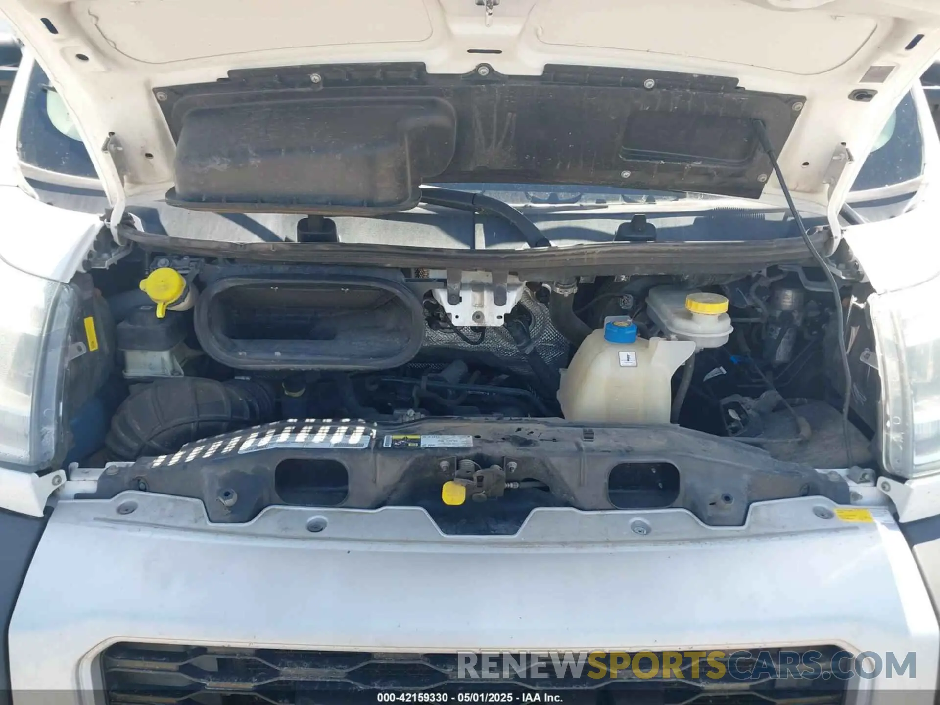 10 Photograph of a damaged car 3C6URVJG5KE535004 RAM PROMASTER 3500 2019