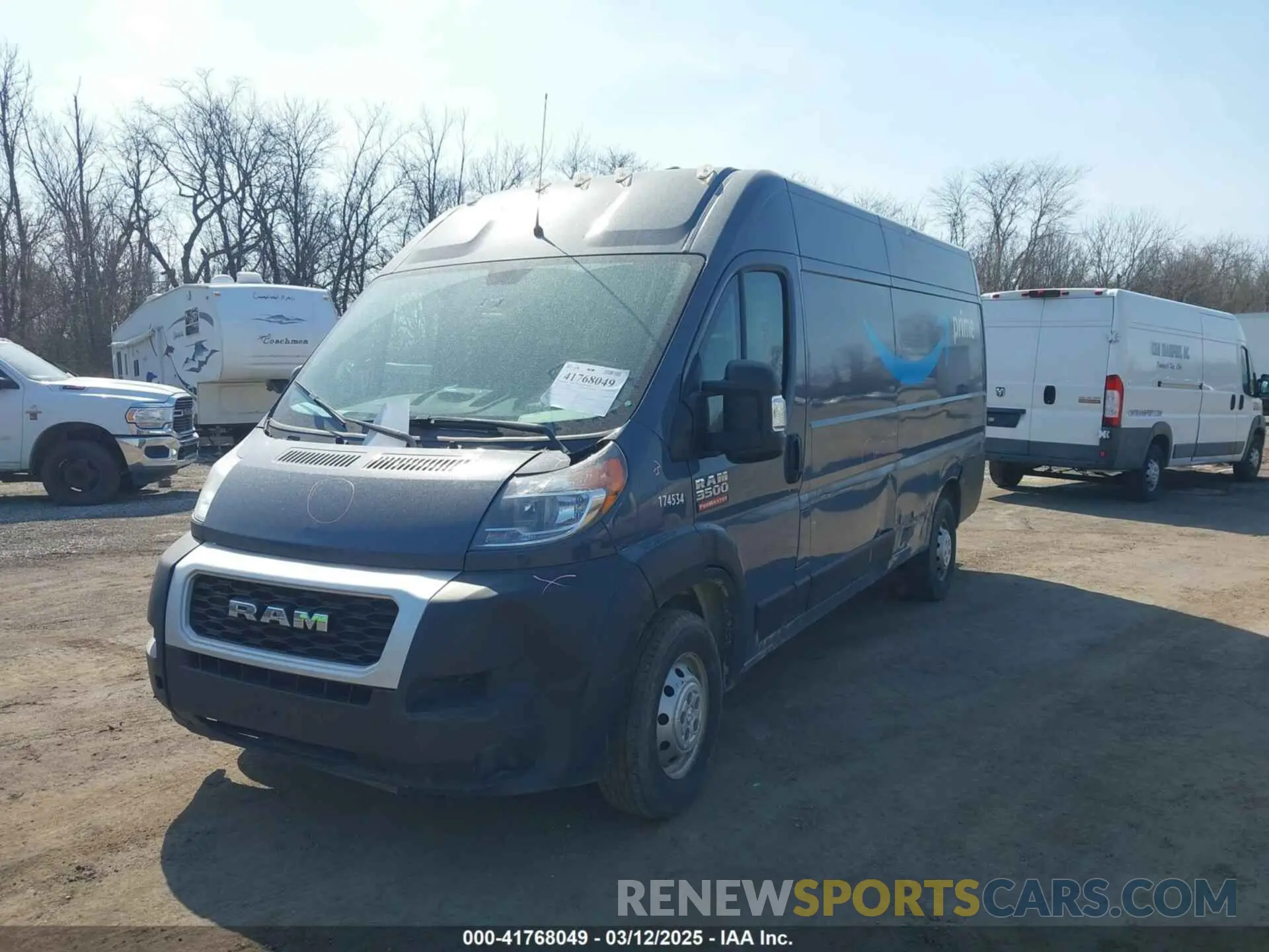 2 Photograph of a damaged car 3C6URVJG6KE564284 RAM PROMASTER 3500 2019