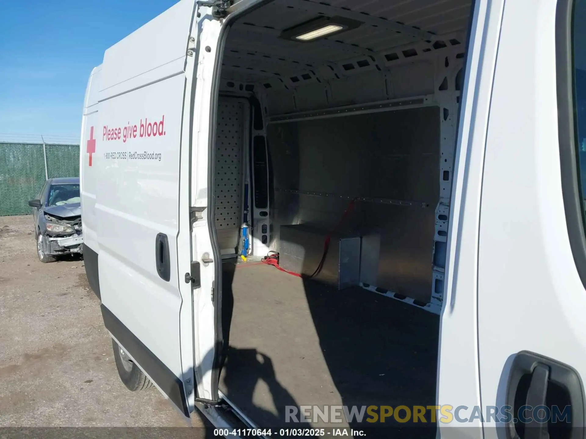 6 Photograph of a damaged car 3C6FRVJG7ME501450 RAM PROMASTER 3500 2021