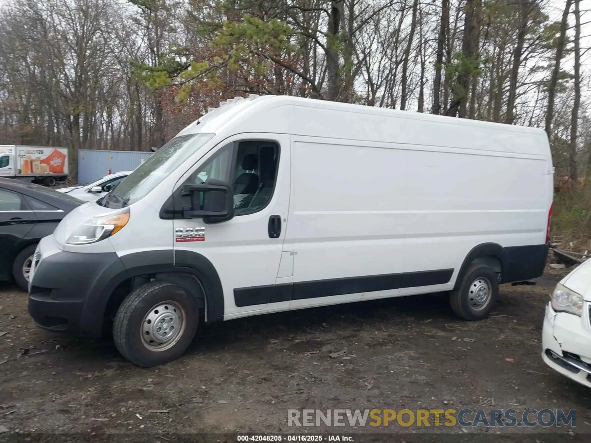 14 Photograph of a damaged car 3C6MRVJG0ME510482 RAM PROMASTER 3500 2021