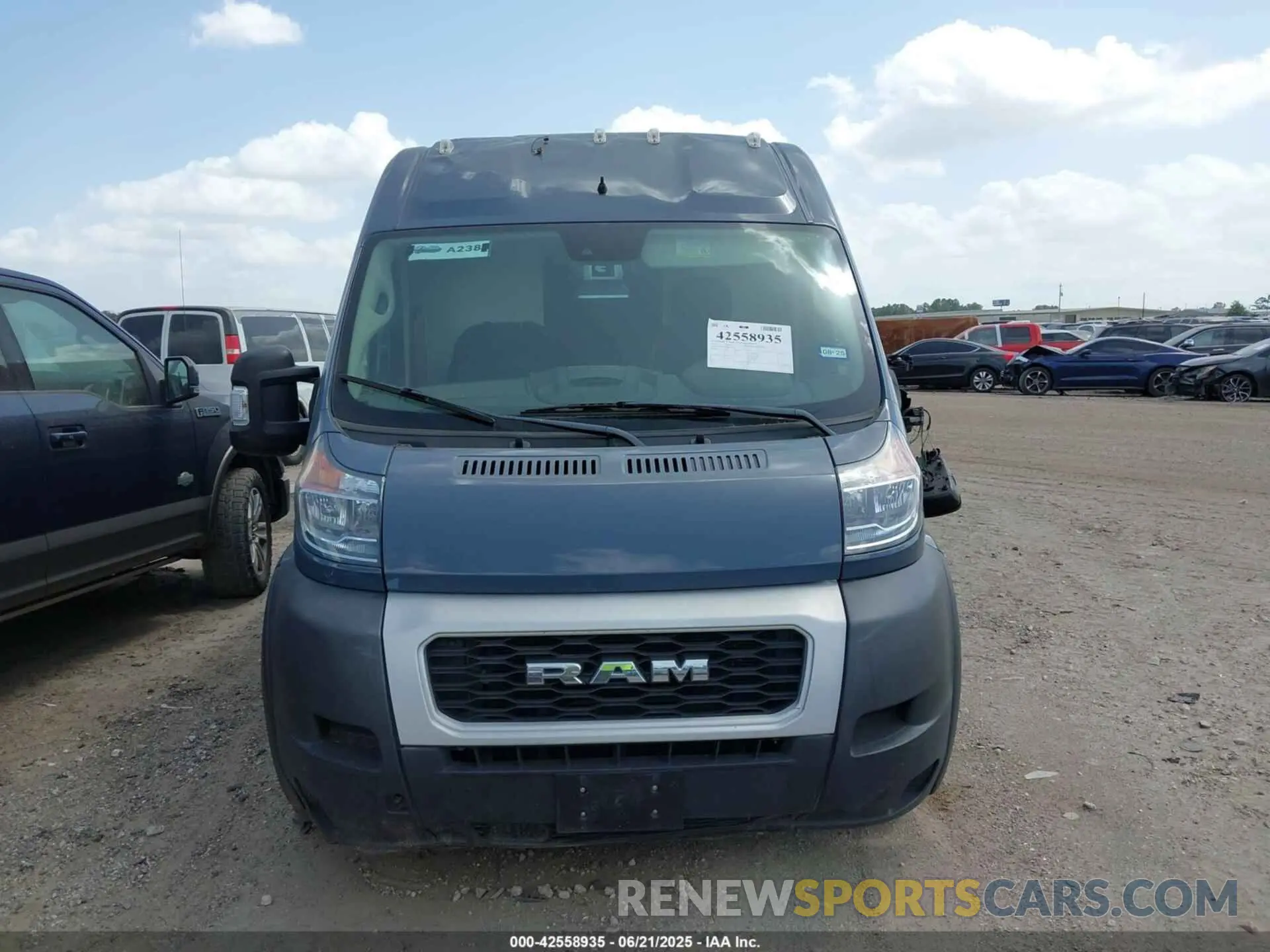 12 Photograph of a damaged car 3C6MRVJG0ME571007 RAM PROMASTER 3500 2021