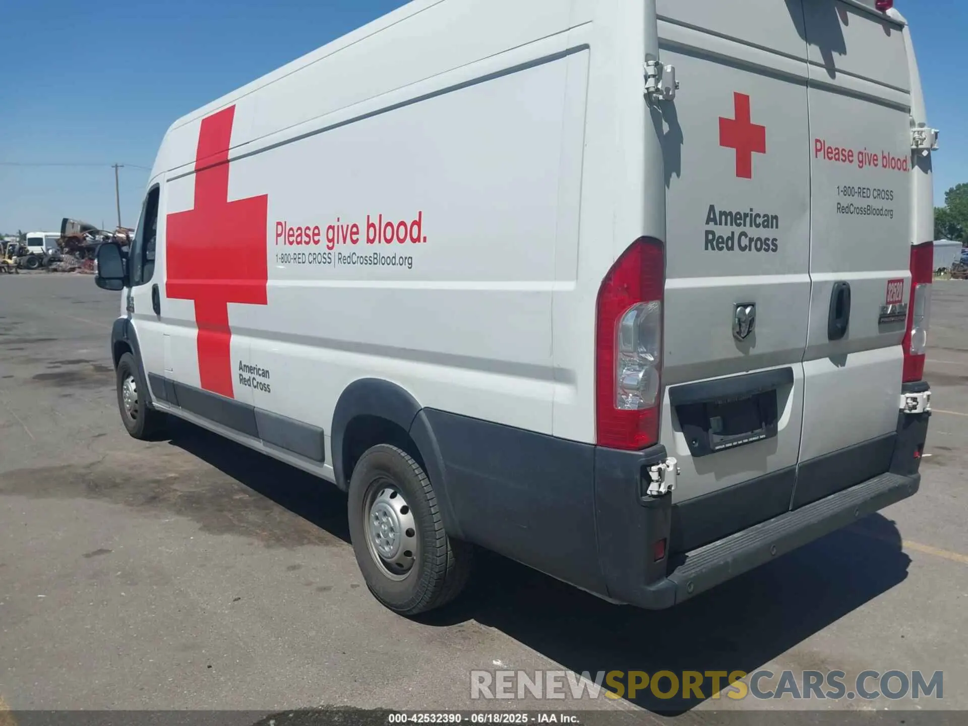 3 Photograph of a damaged car 3C6MRVJG1ME518462 RAM PROMASTER 3500 2021