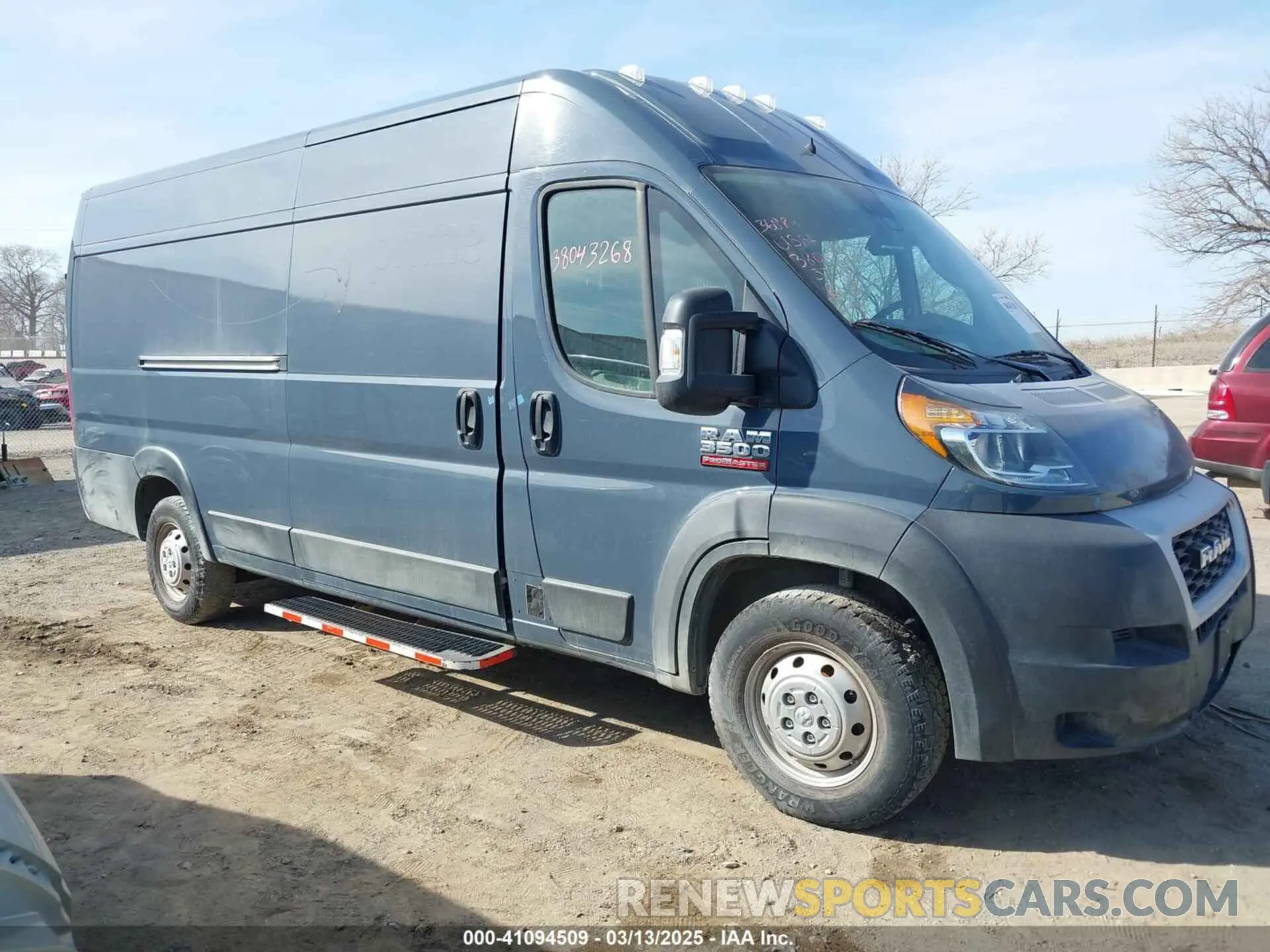 13 Photograph of a damaged car 3C6MRVJG3ME579554 RAM PROMASTER 3500 2021