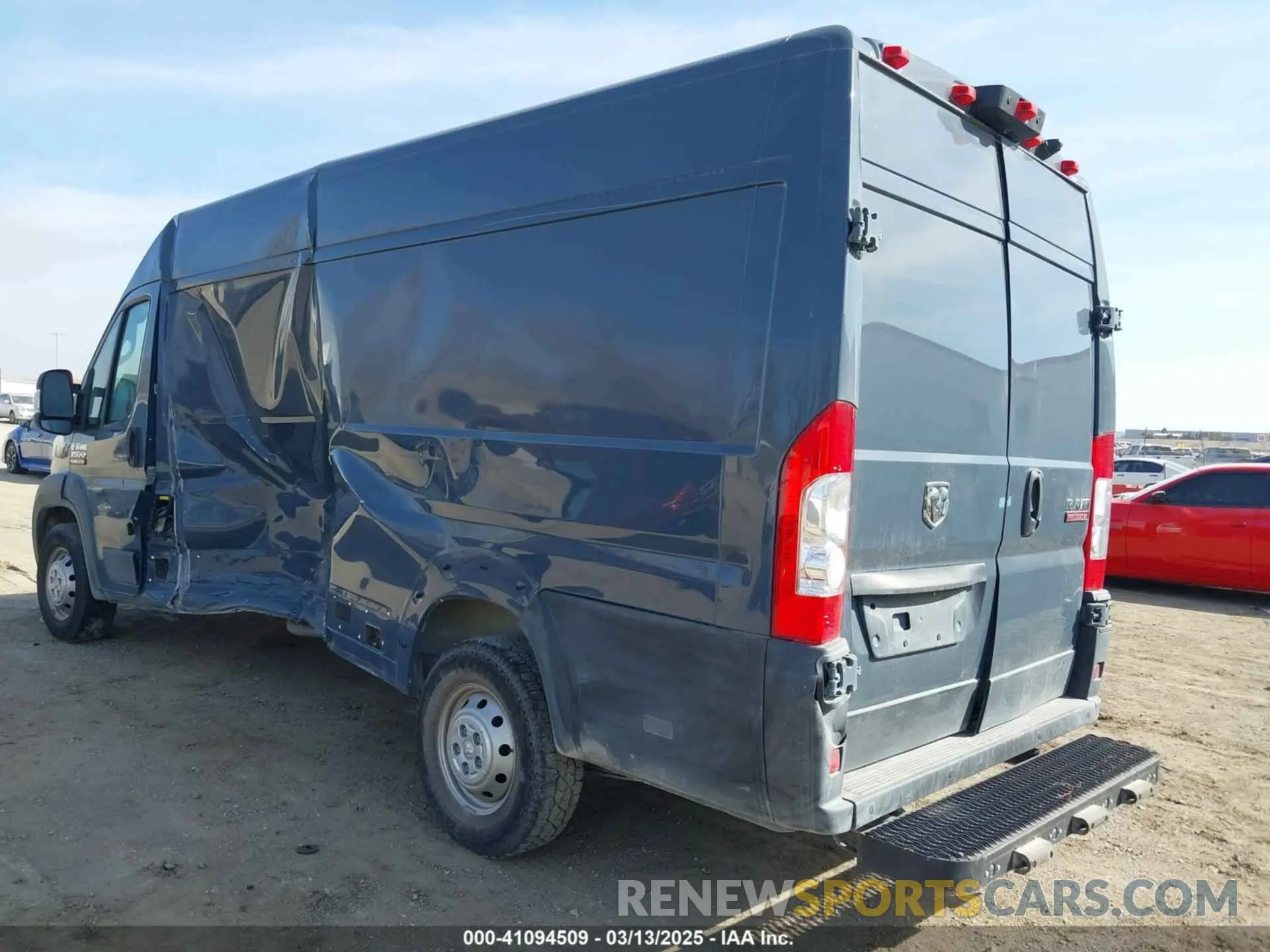 3 Photograph of a damaged car 3C6MRVJG3ME579554 RAM PROMASTER 3500 2021