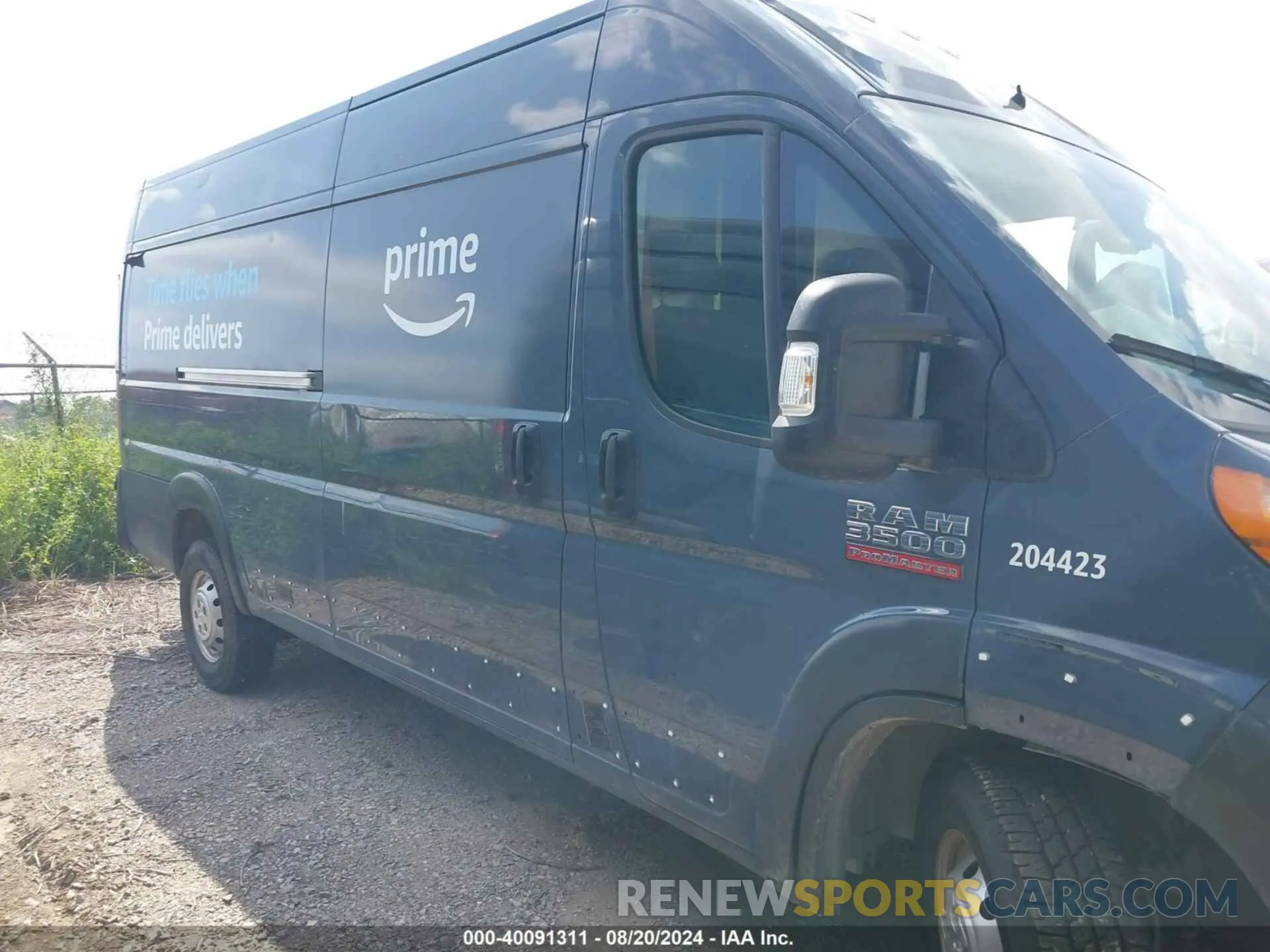 13 Photograph of a damaged car 3C6MRVJG4ME586433 RAM PROMASTER 3500 2021