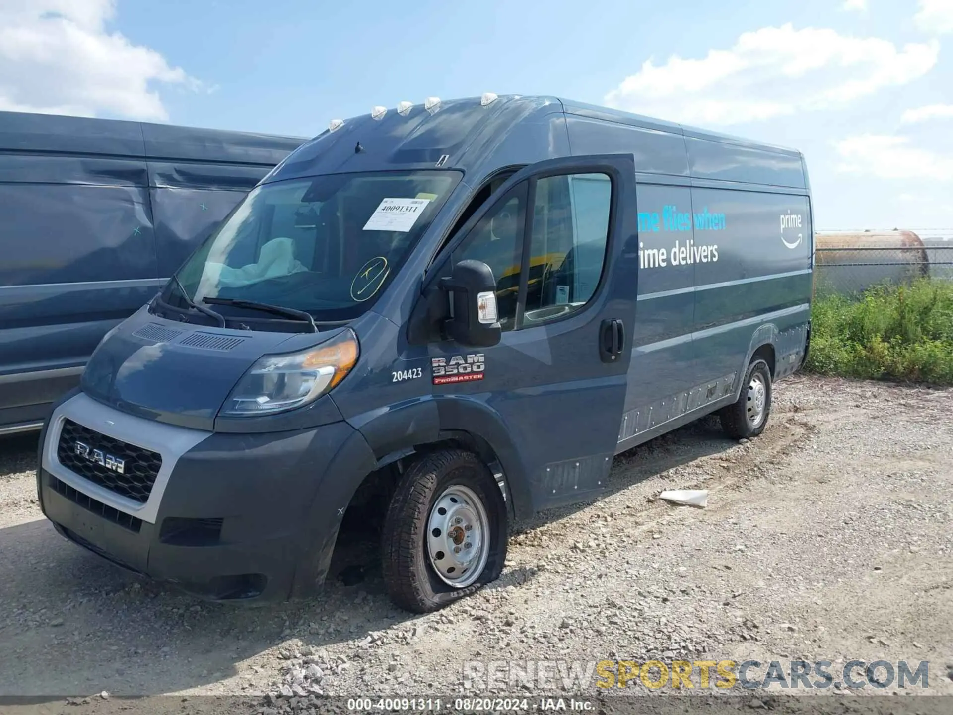 2 Photograph of a damaged car 3C6MRVJG4ME586433 RAM PROMASTER 3500 2021